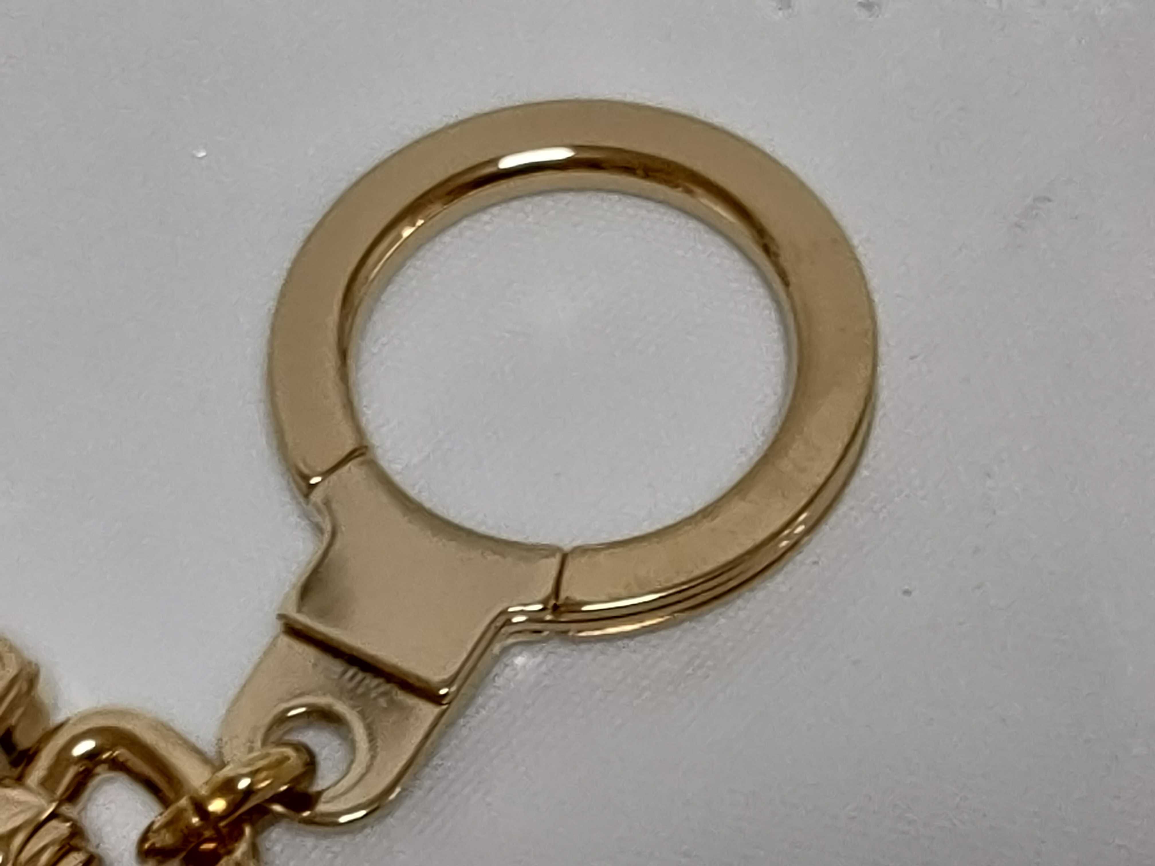 M65088 Portefeuille Confidence Keychain Key Case — view 3