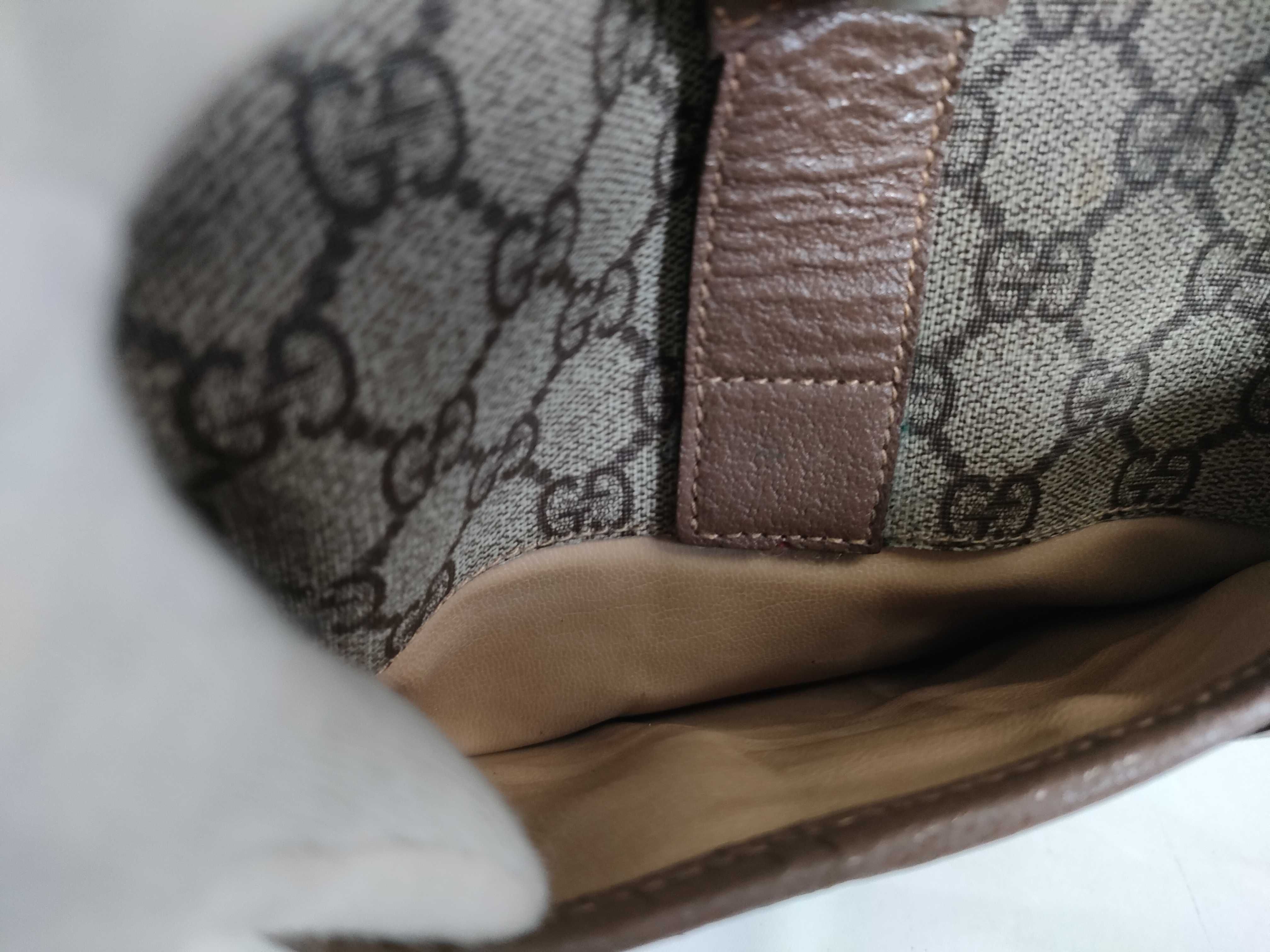 GG Supreme Shoulder Bag, Brown — view 14