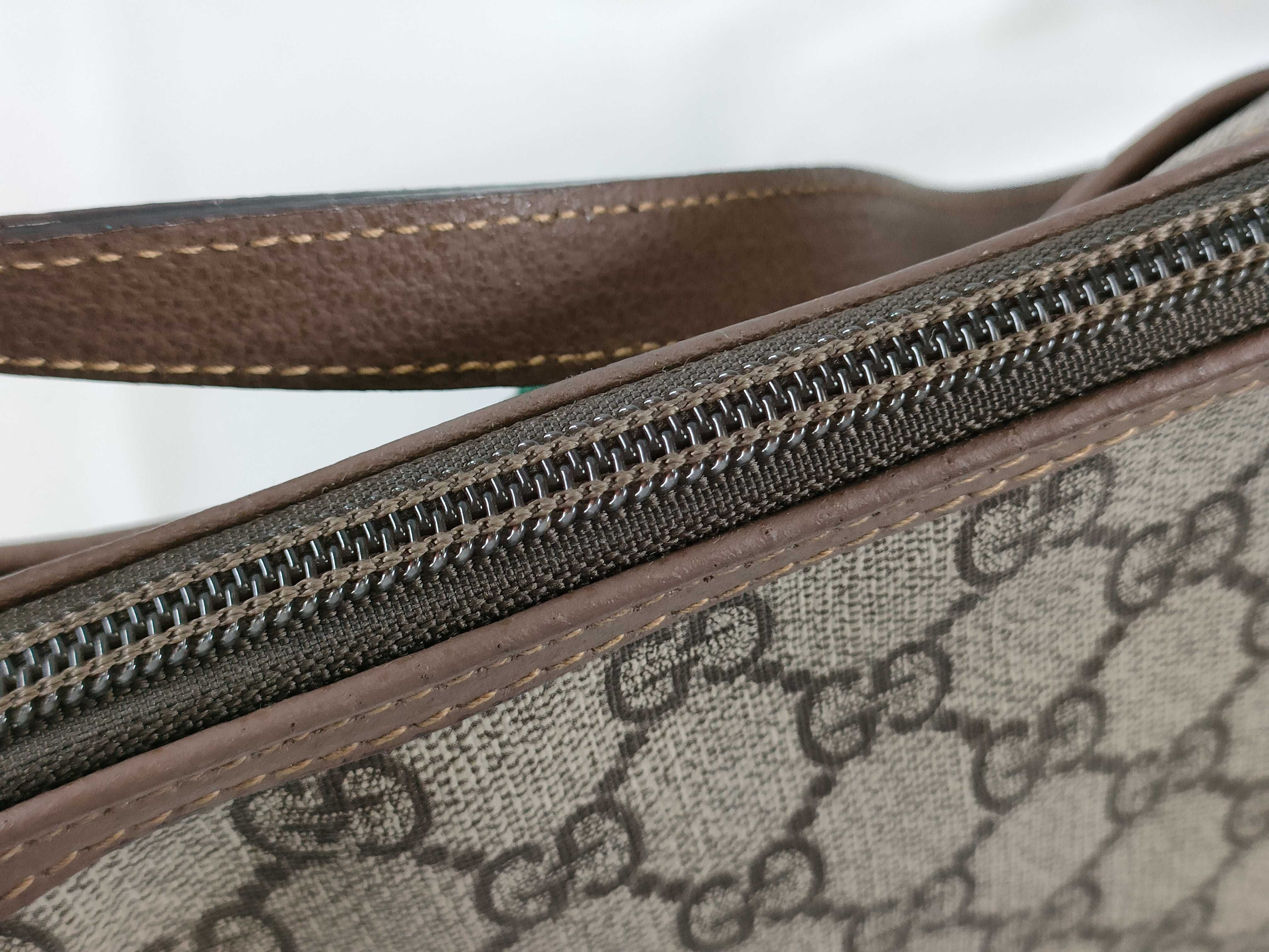 GG Supreme Shoulder Bag, Brown — view 9