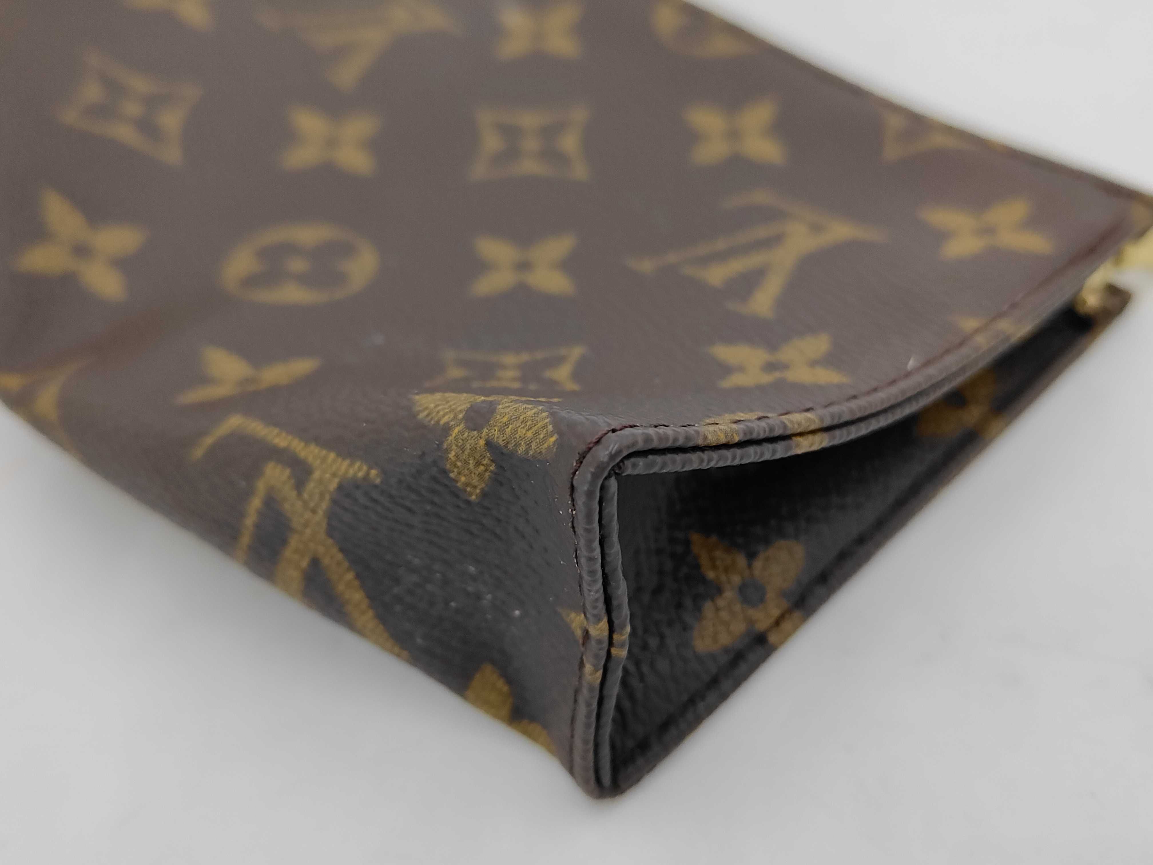 Monogram Pouch Toilette 15 — view 4