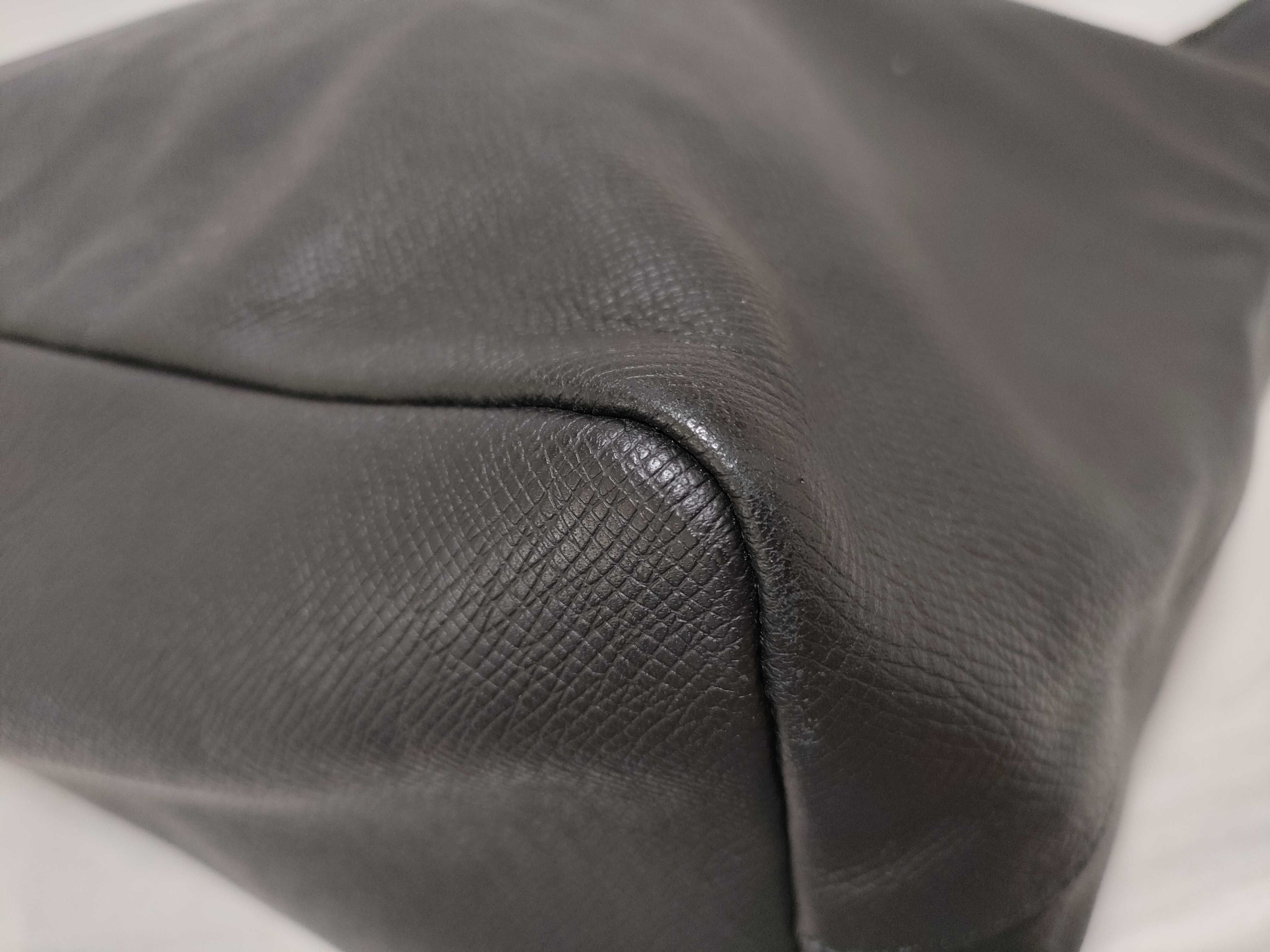 Taiga Louis Vuitton LV Taiga Cavalier Tote Bag Ardoise Tote Bag — view 6