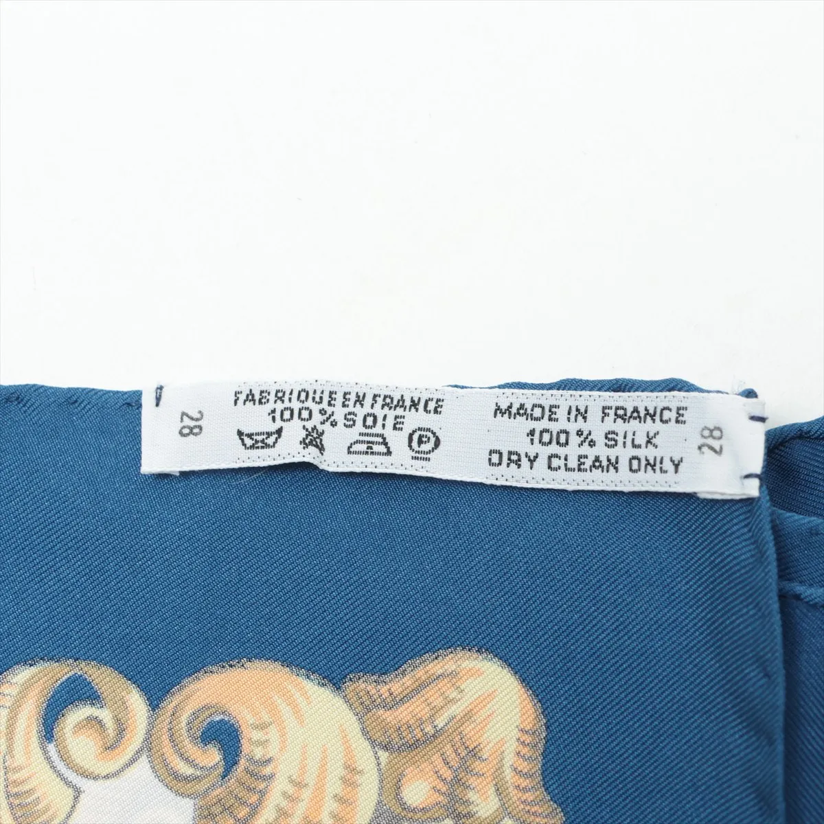 Carre 90 LVDOVICVS MAGNVS Louis XIV astride a white horse Scarf Silk Blue — view 7