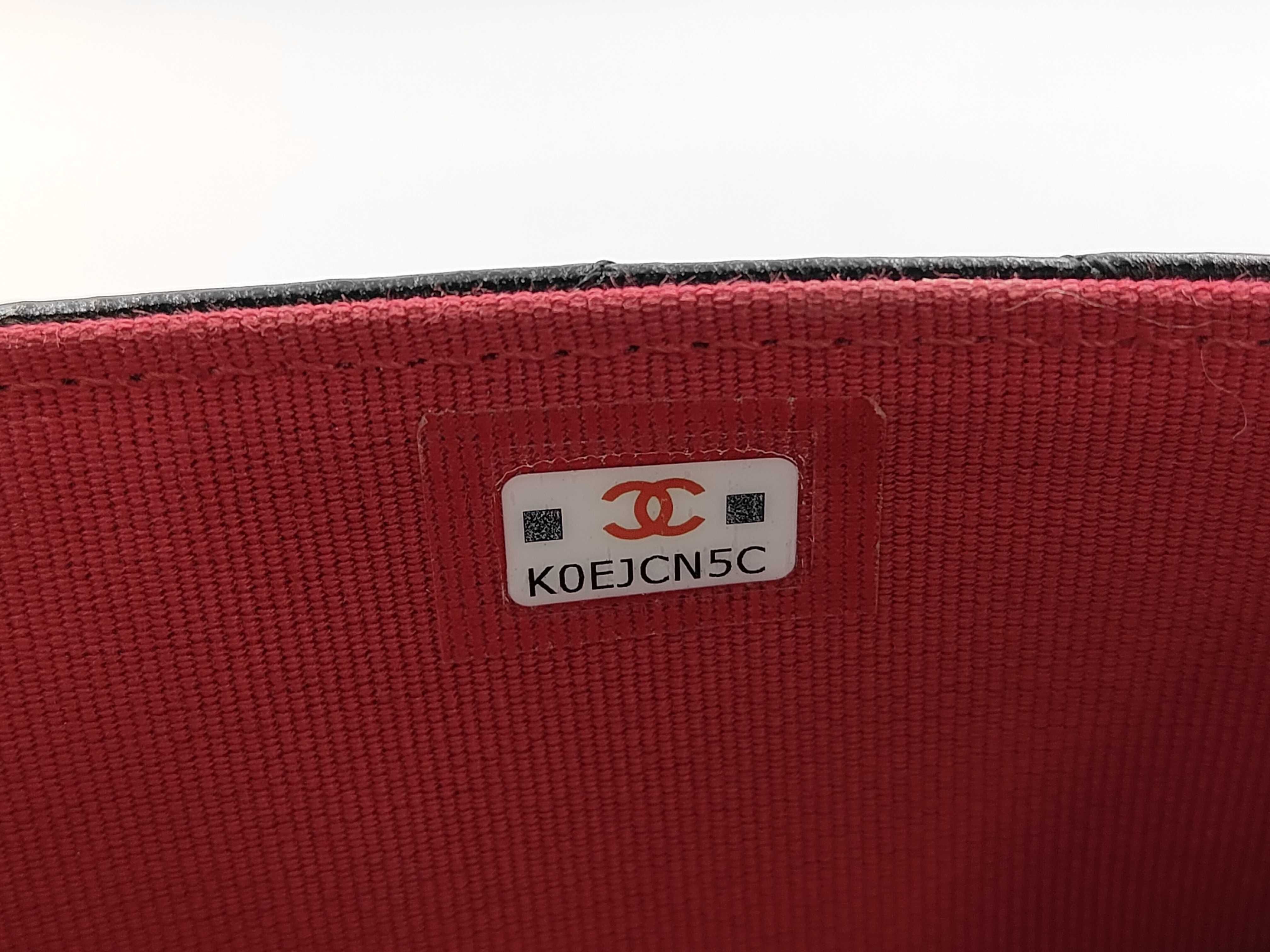 Matelassé Chain Shoulder Bag — view 10