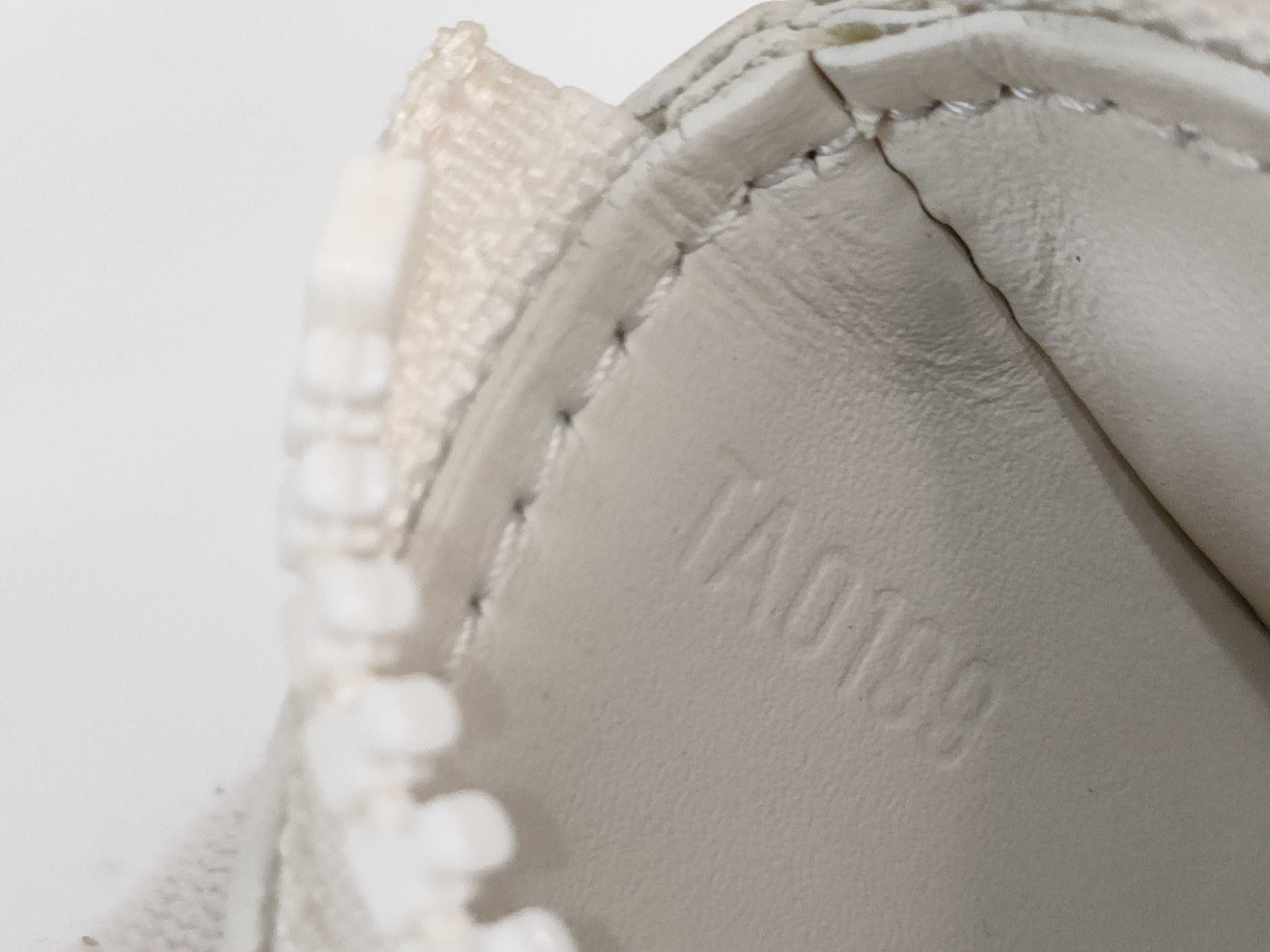 Monogram M67451 Pochette Cle Virgil Abloh Taurillon White Coin Purse — view 11