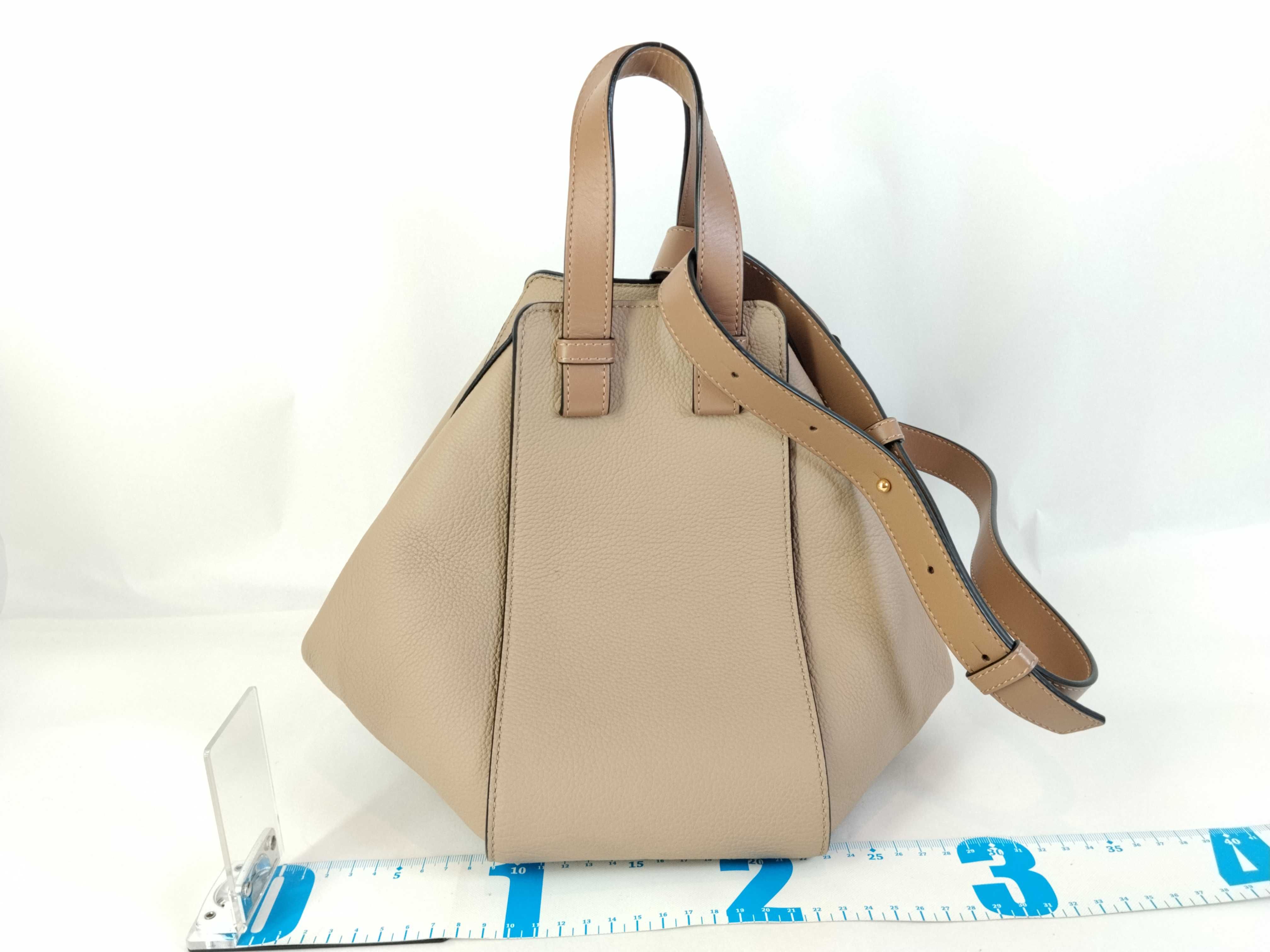 Hammock Small Leather 2-Way Handbag, Beige, 262306 (Shoulder Bag) — view 2