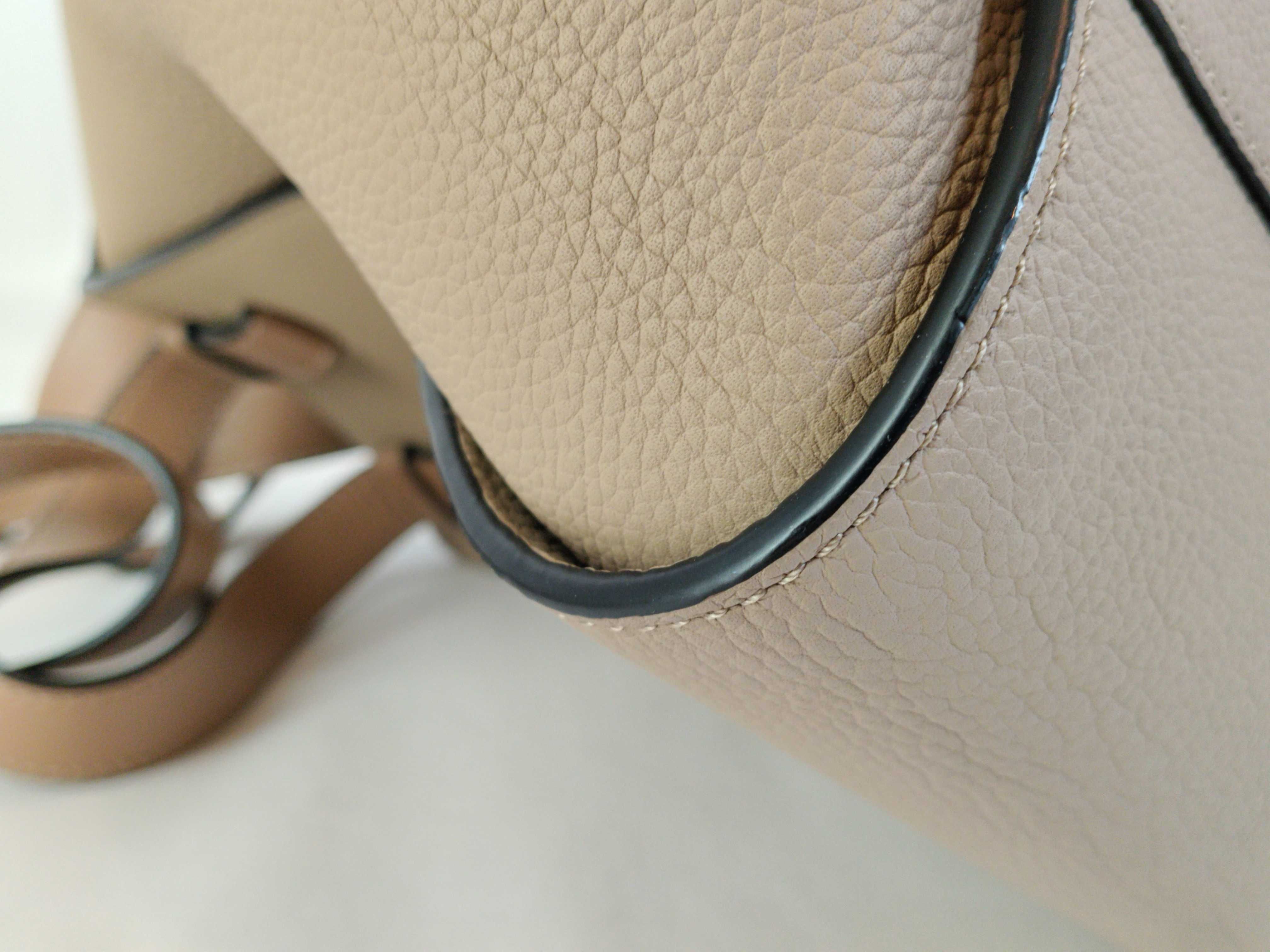 Hammock Small Leather 2-Way Handbag, Beige, 262306 (Shoulder Bag) — view 6