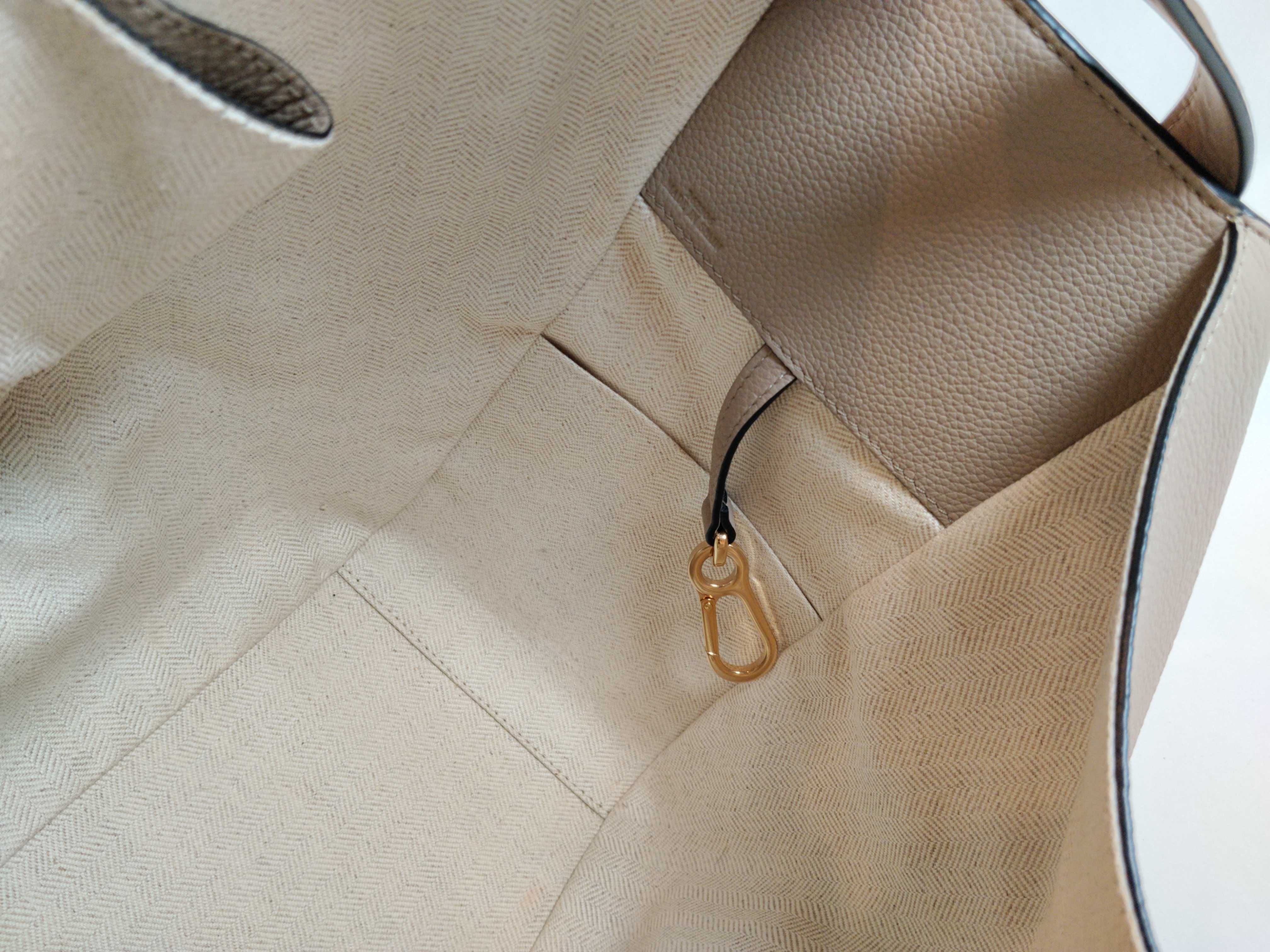 Hammock Small Leather 2-Way Handbag, Beige, 262306 (Shoulder Bag) — view 9