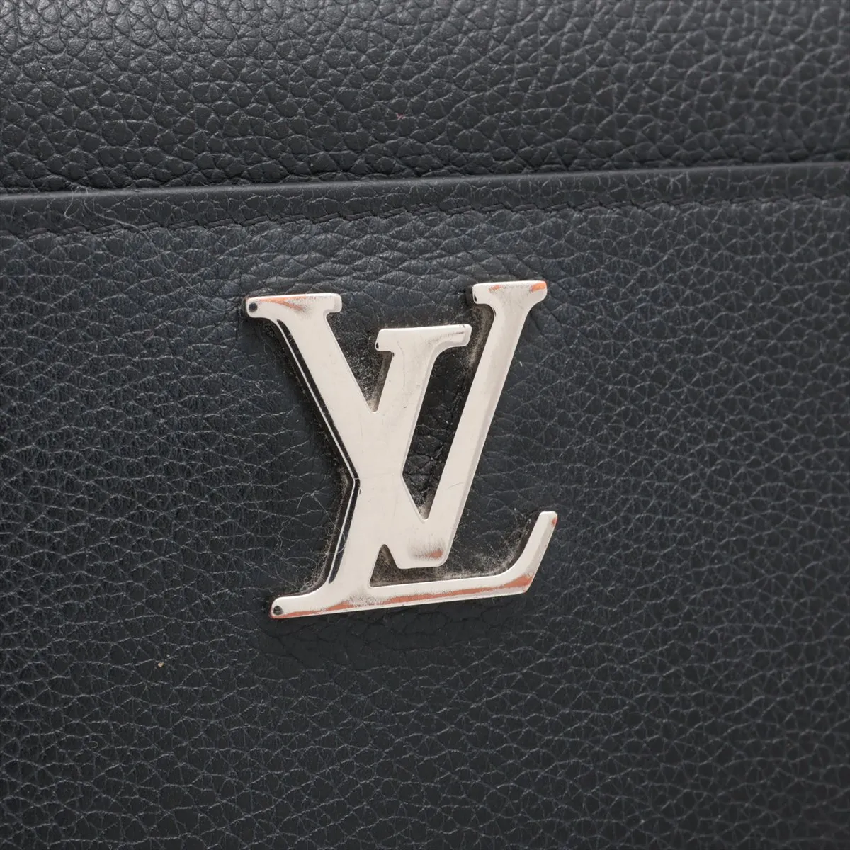 LV Logo Zippy Lock Me M62622 UB3109 Noir Round Zip Wallet — view 15