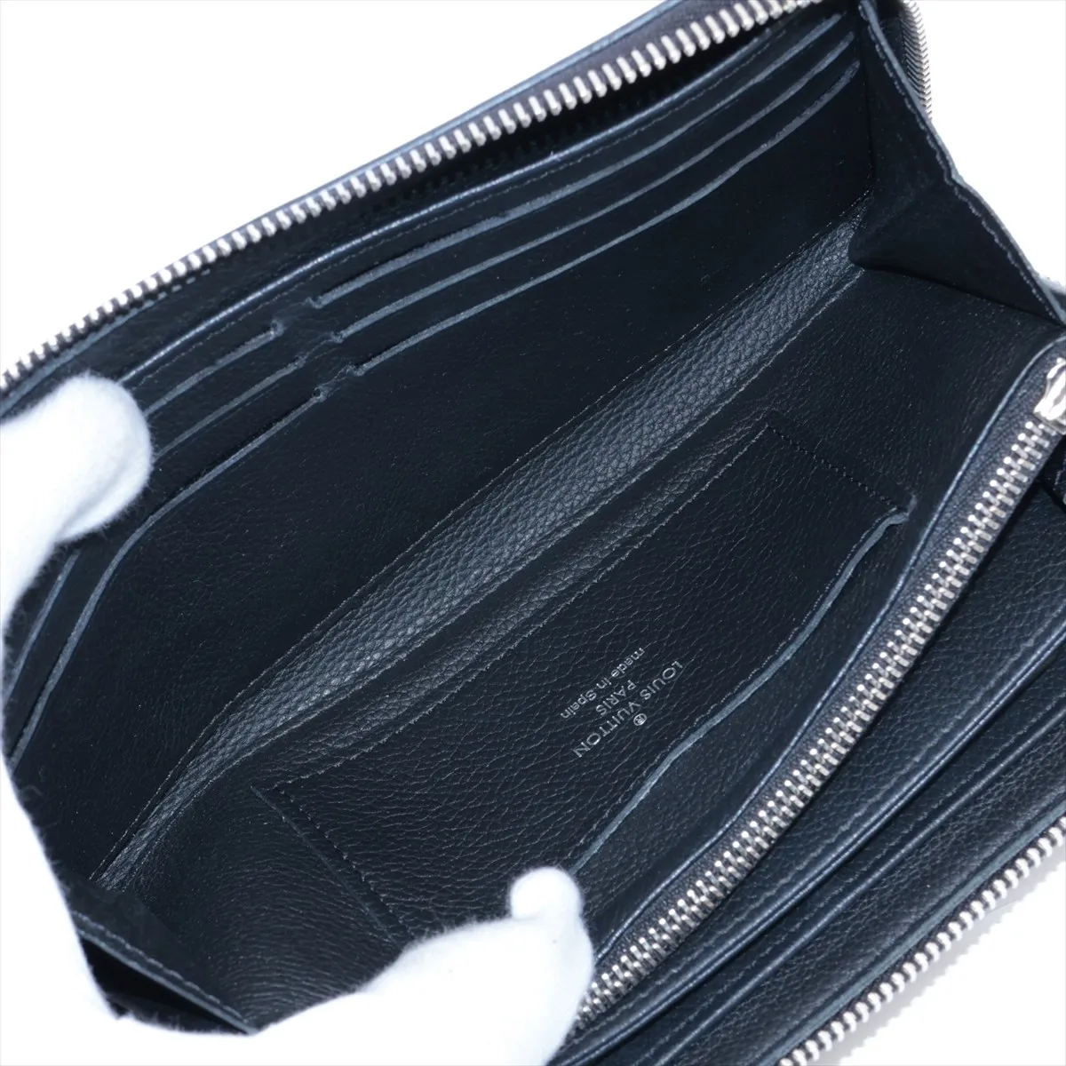 LV Logo Zippy Lock Me M62622 UB3109 Noir Round Zip Wallet — view 5