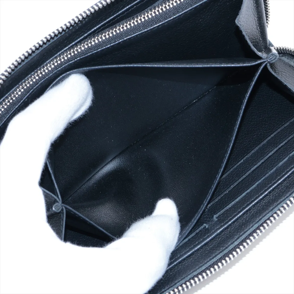 LV Logo Zippy Lock Me M62622 UB3109 Noir Round Zip Wallet — view 7