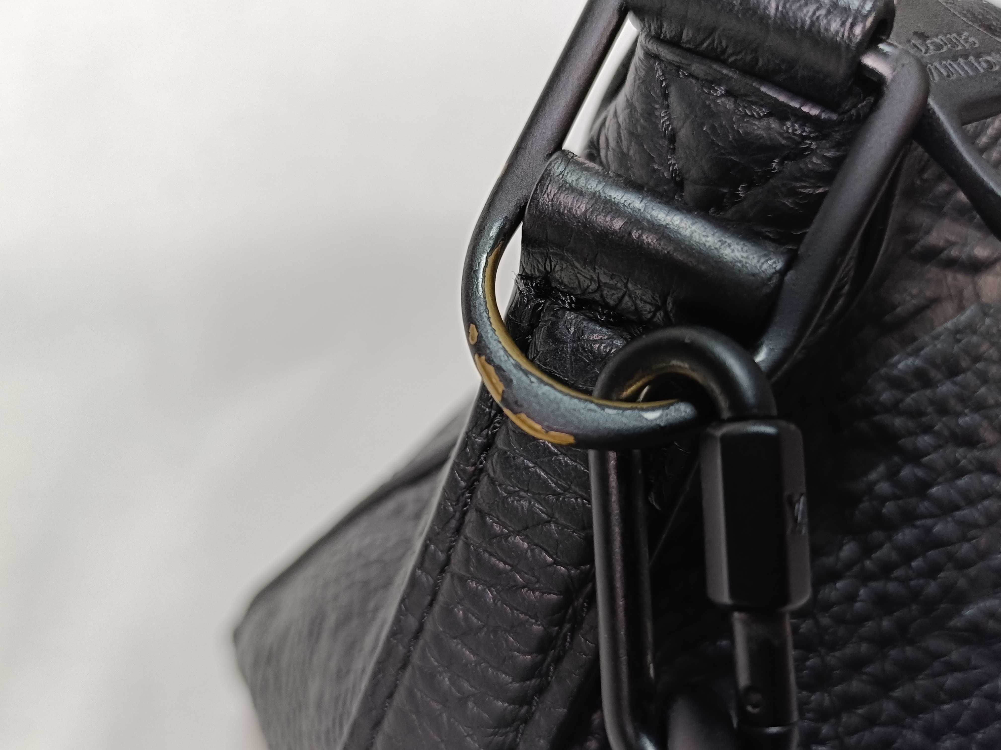 Triangle Messenger Taurillon Shoulder Bag — view 11
