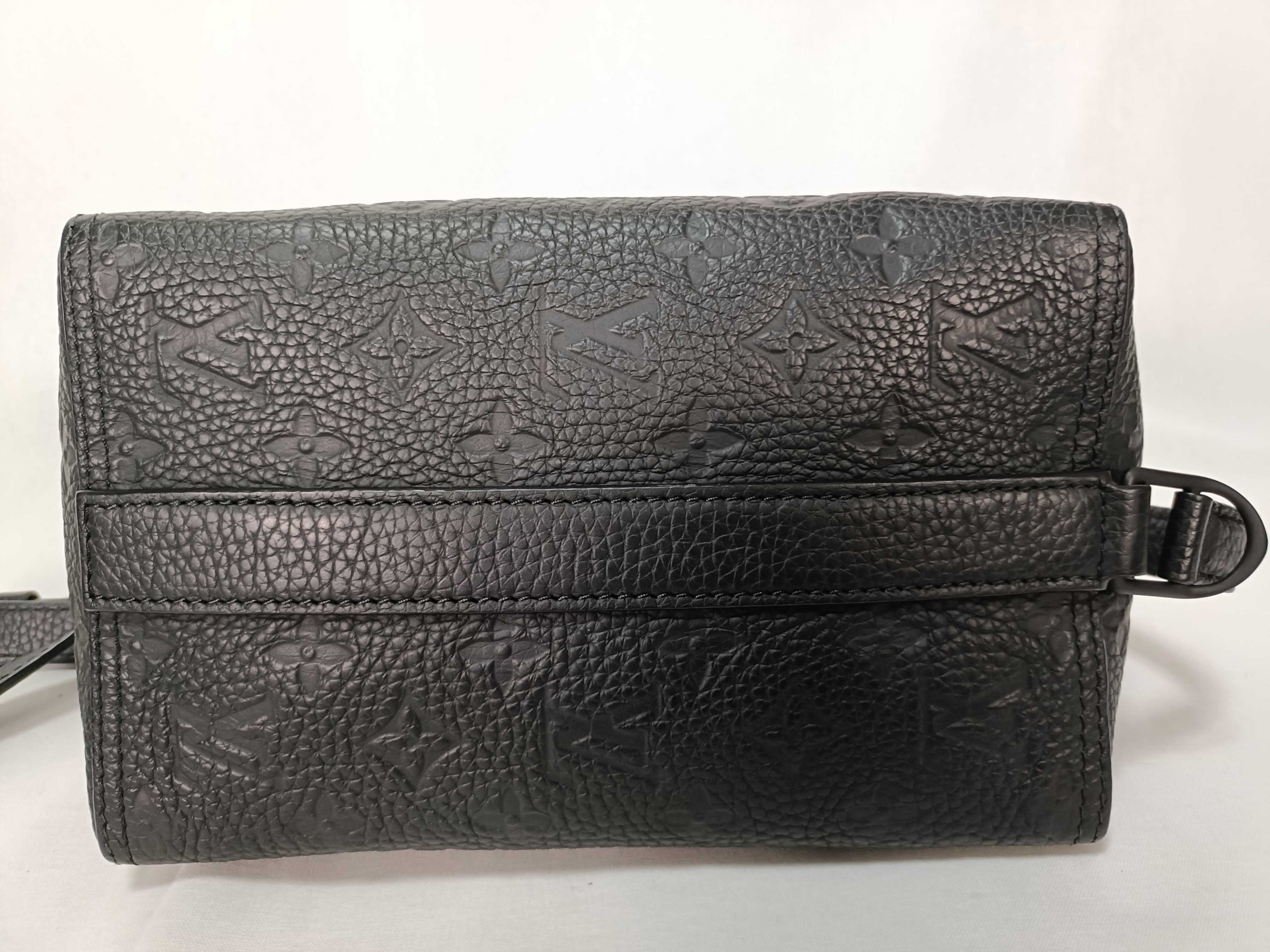 Triangle Messenger Taurillon Shoulder Bag — view 14