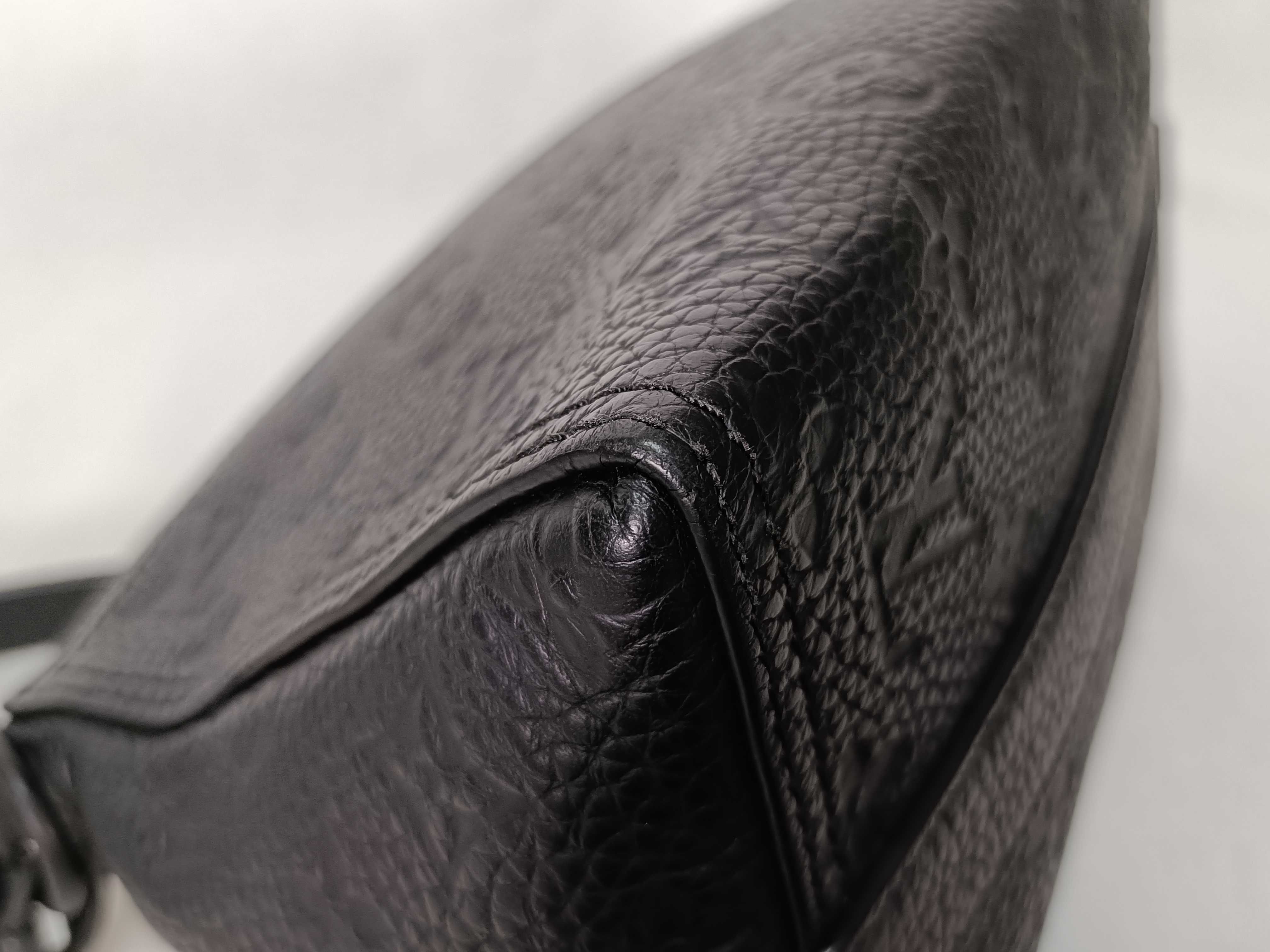 Triangle Messenger Taurillon Shoulder Bag — view 15
