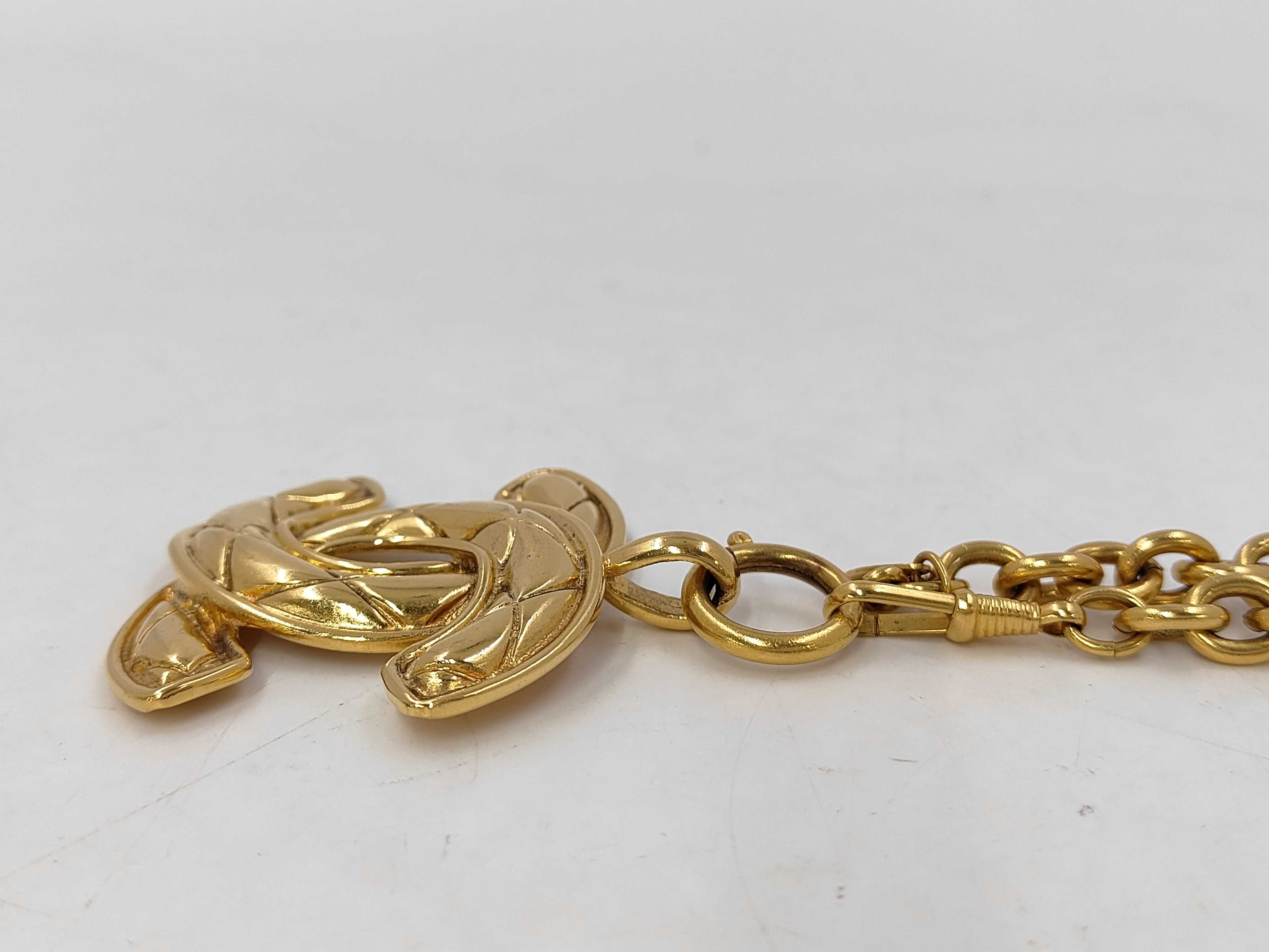 Chain Belt Coco Mark Gold Color Necklace — view 4