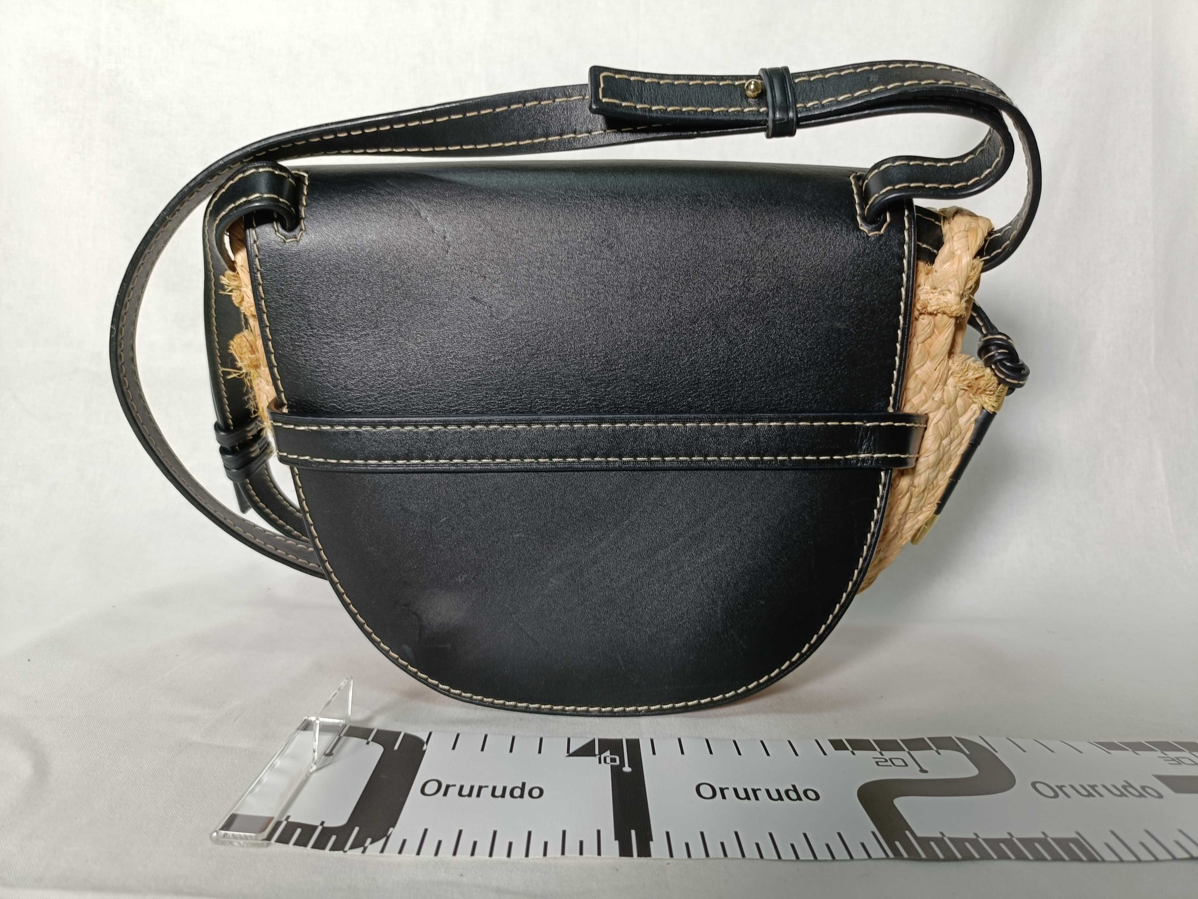 Minigate Raffia x Leather Shoulder Bag Beige x Black Shoulder Bag — view 2