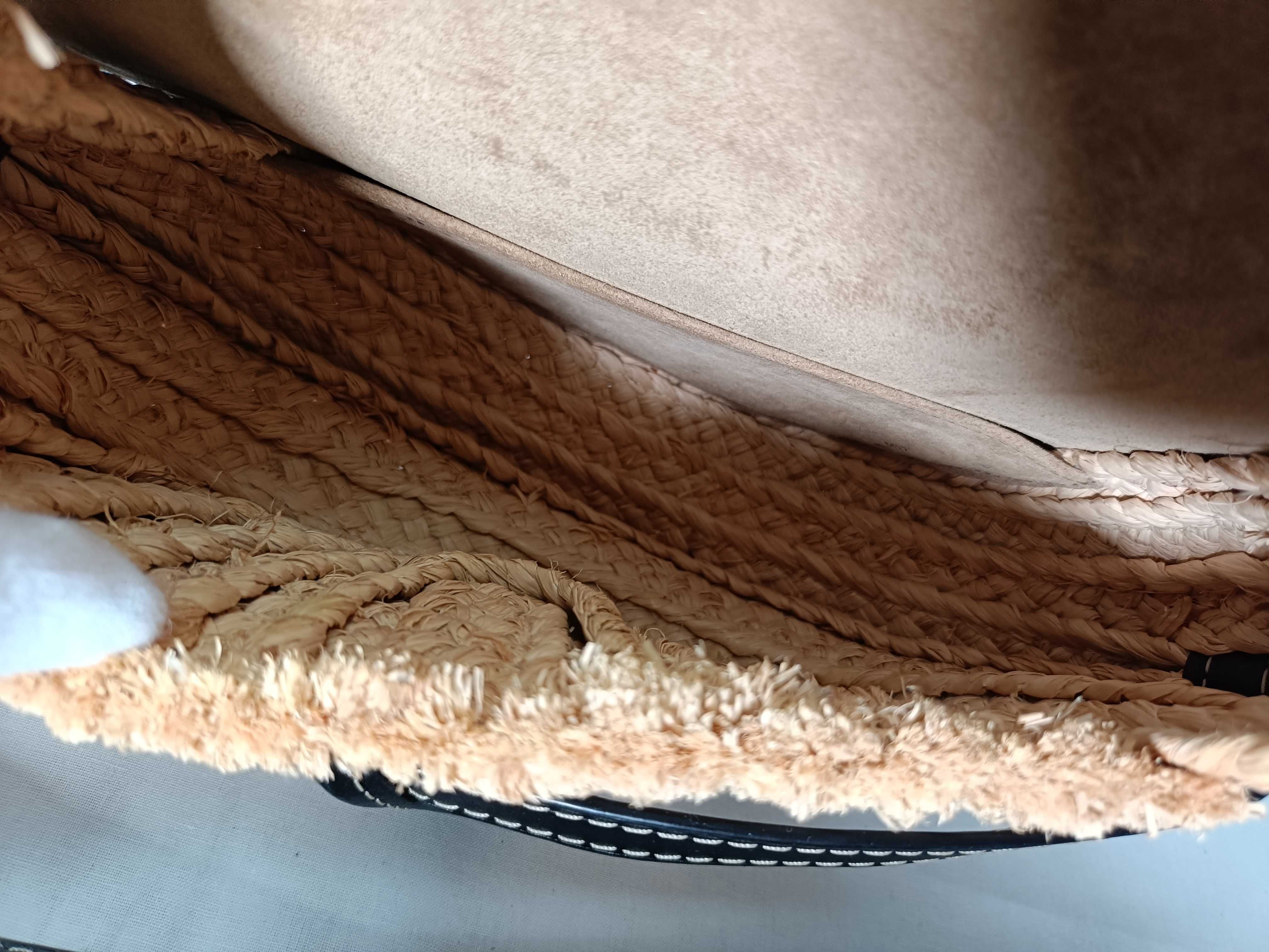 Minigate Raffia x Leather Shoulder Bag Beige x Black Shoulder Bag — view 10