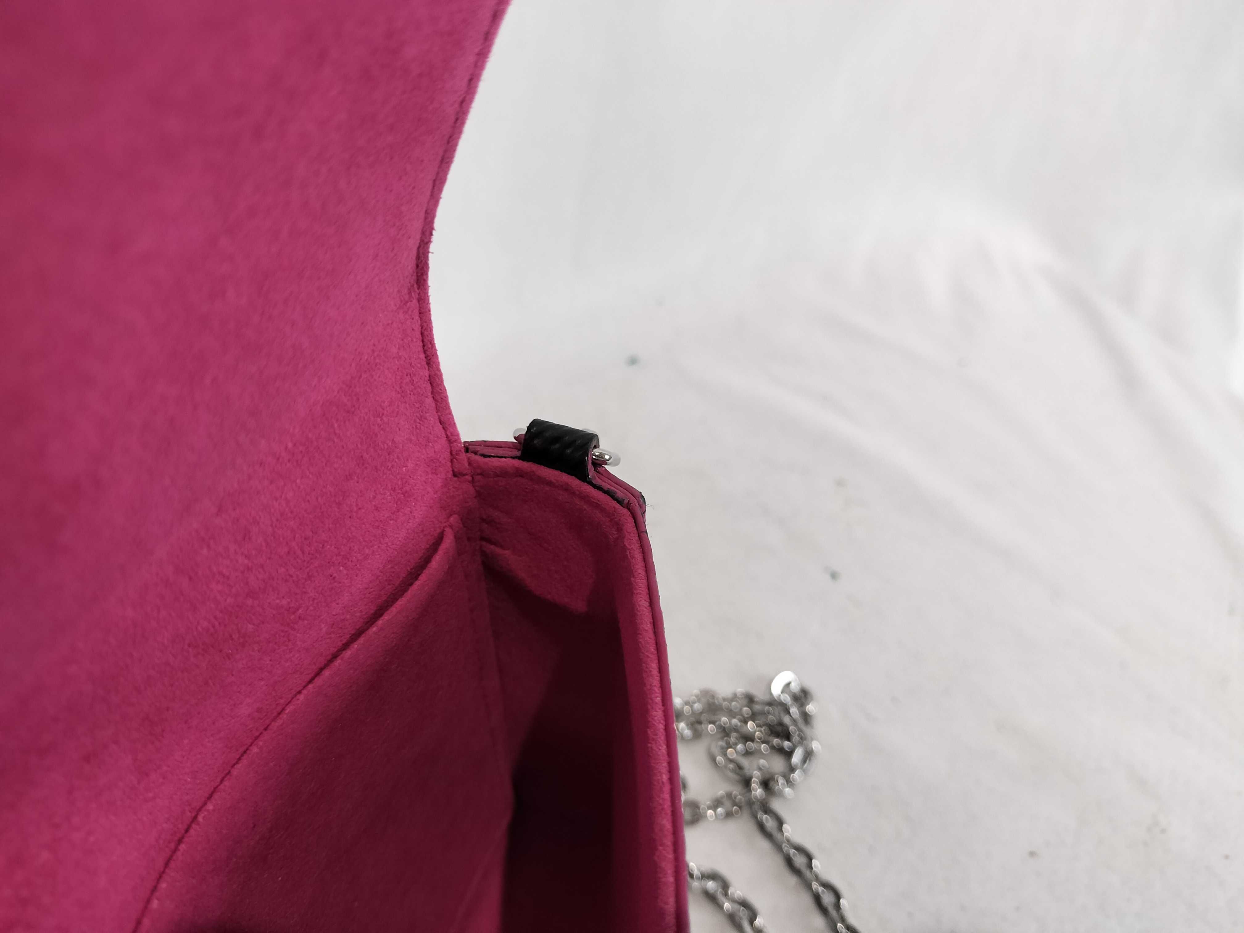 Epi Pochette Felicie Shoulder Bag — view 12
