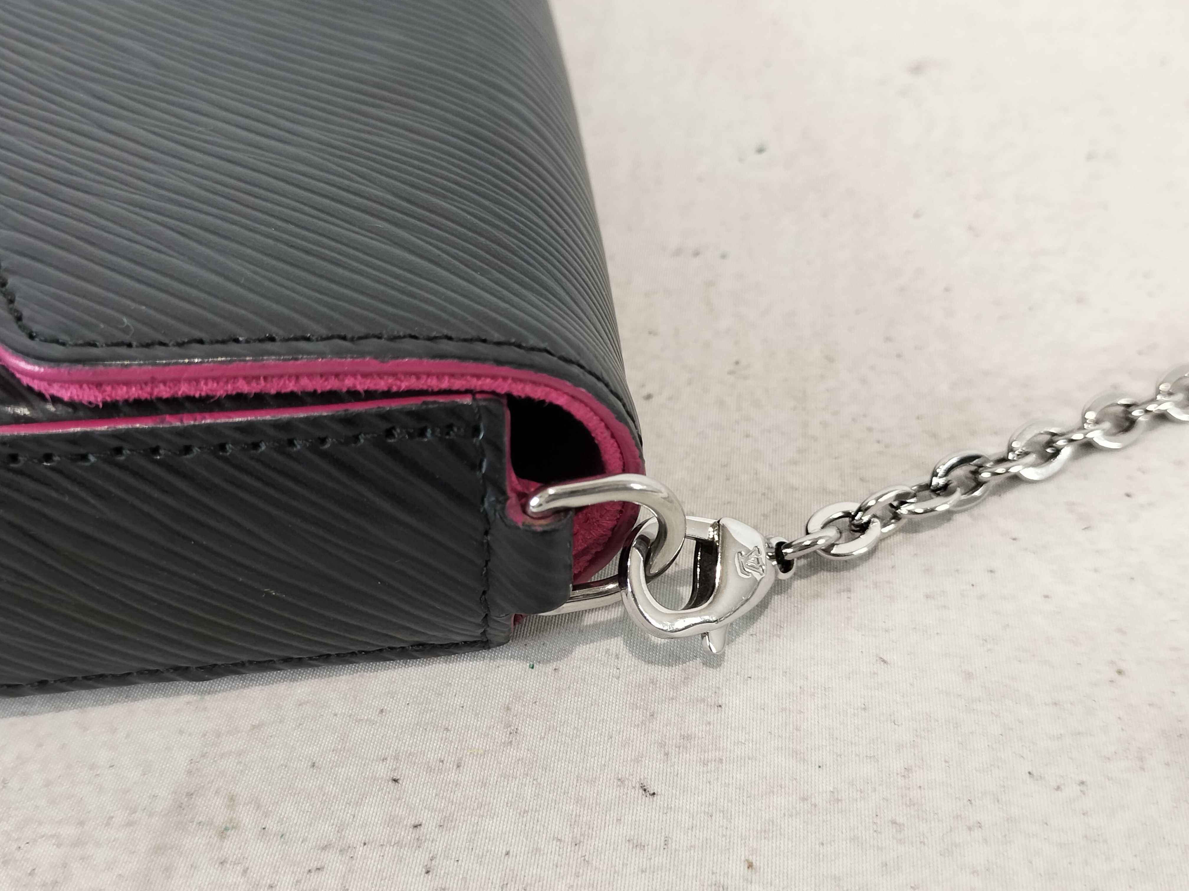 Epi Pochette Felicie Shoulder Bag — view 5