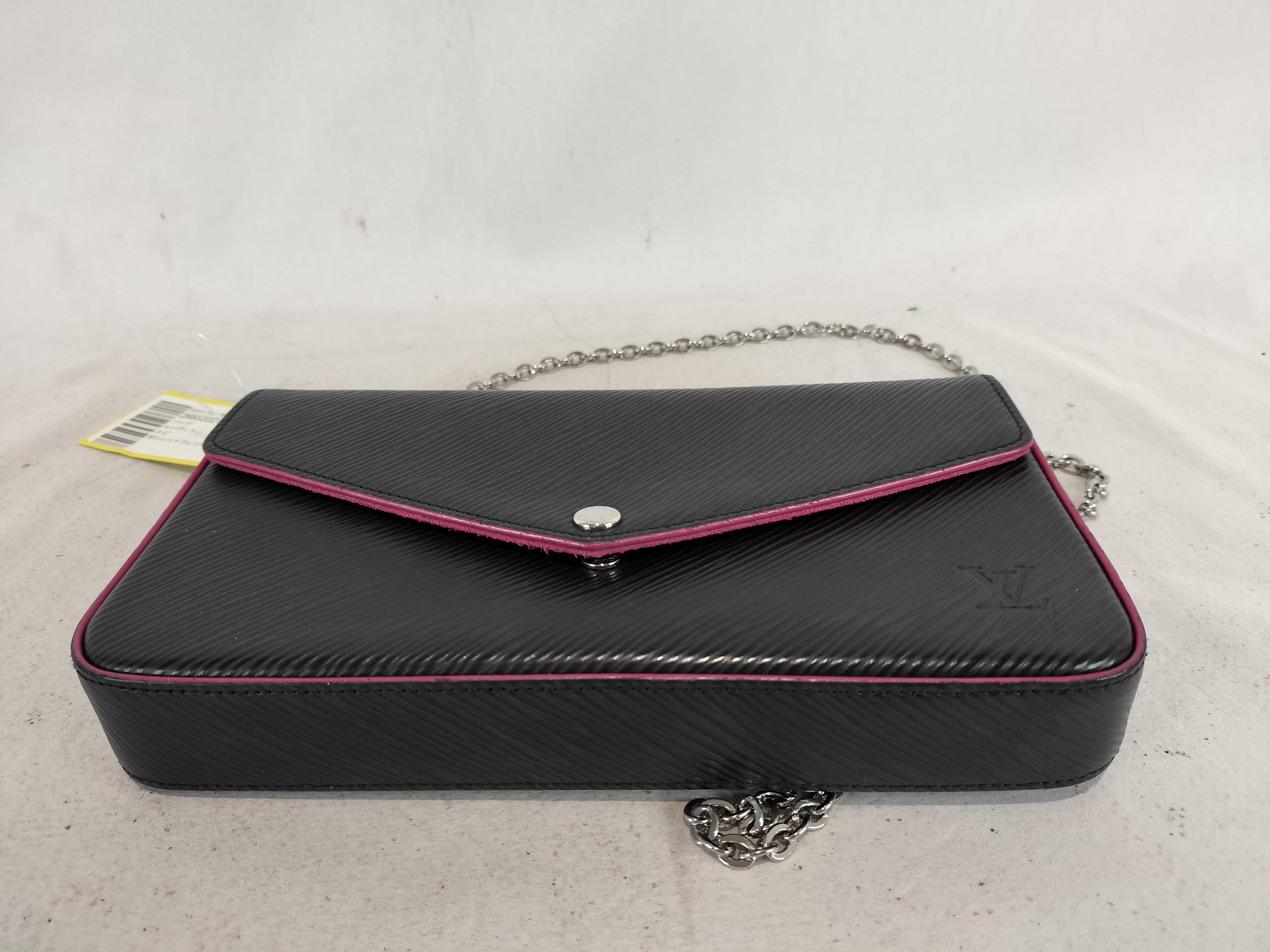 Epi Pochette Felicie Shoulder Bag — view 7