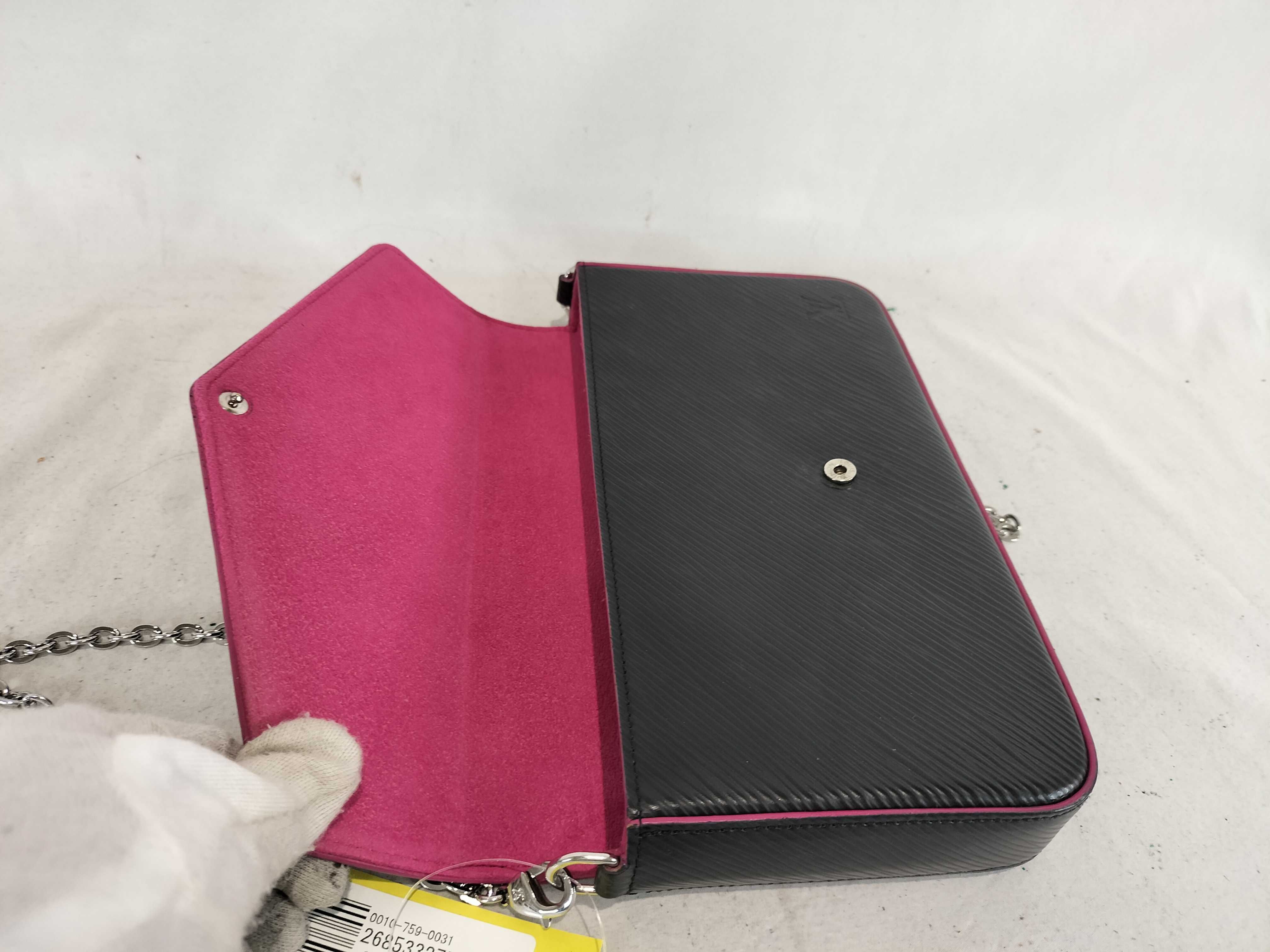 Epi Pochette Felicie Shoulder Bag — view 9