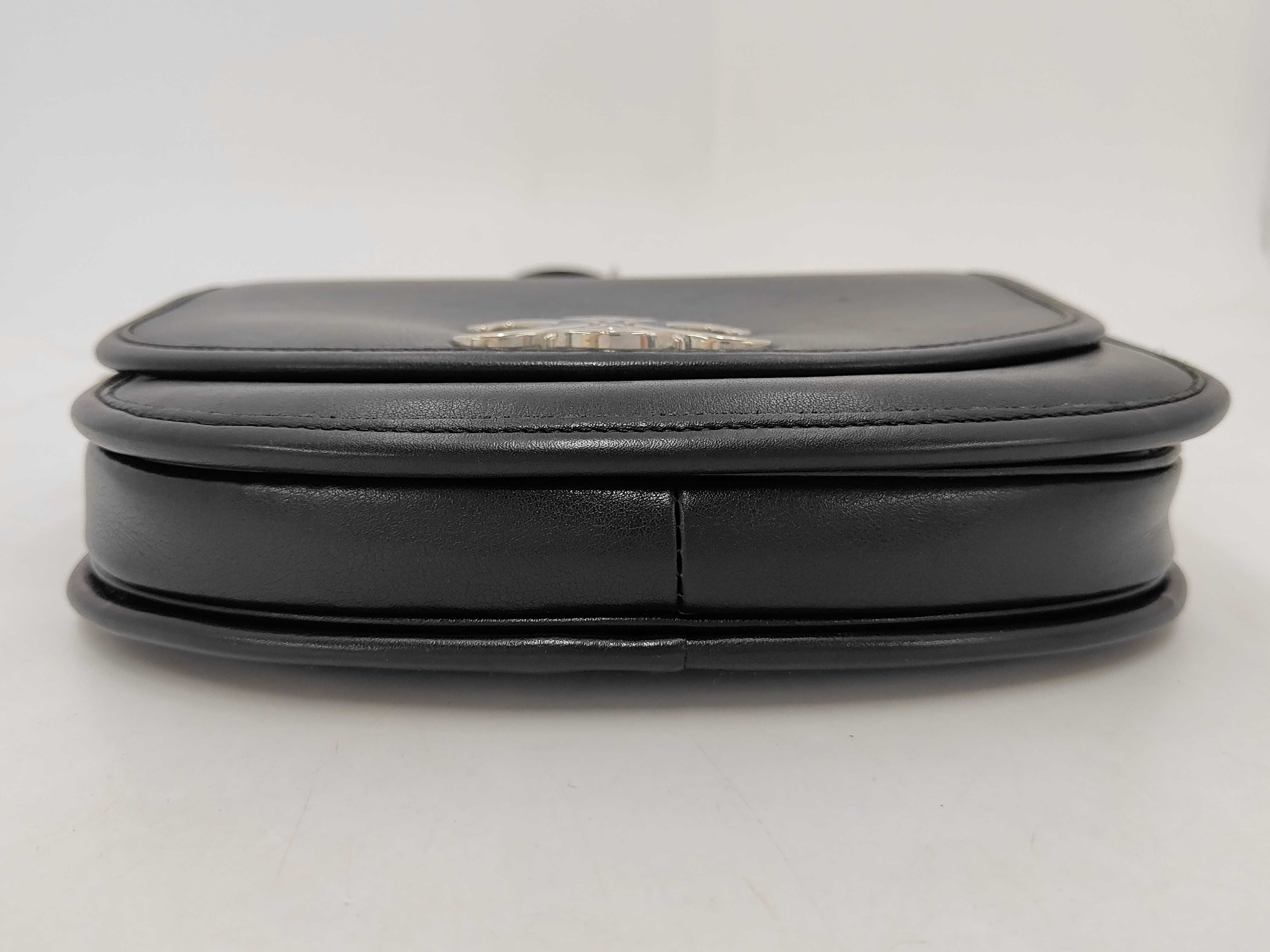 Medium Buzas Triomphe Leather Black Shoulder Bag — view 4