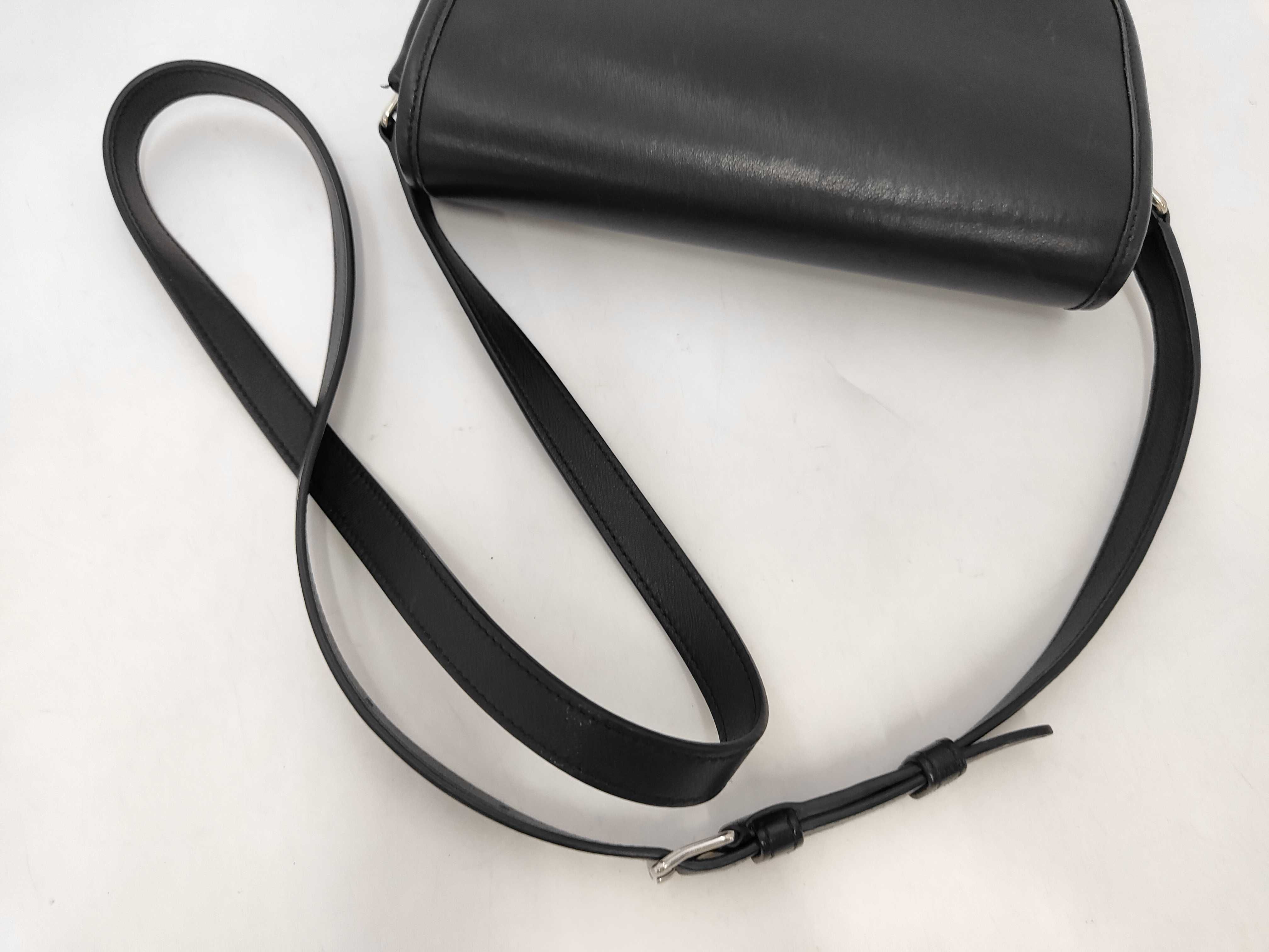 Medium Buzas Triomphe Leather Black Shoulder Bag — view 5