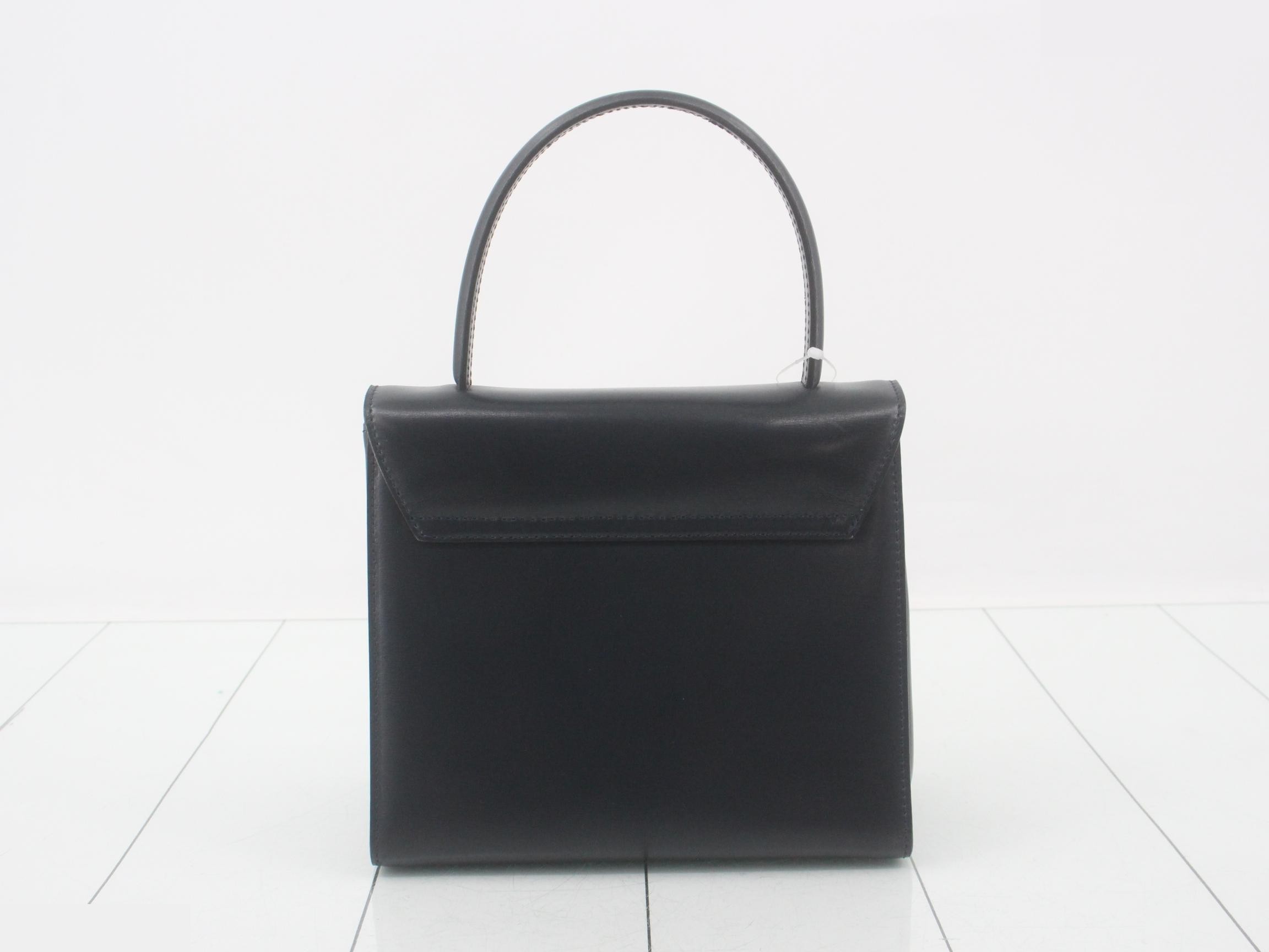 Other lines: Bags, Handbags, Shoulder Bags — view 2