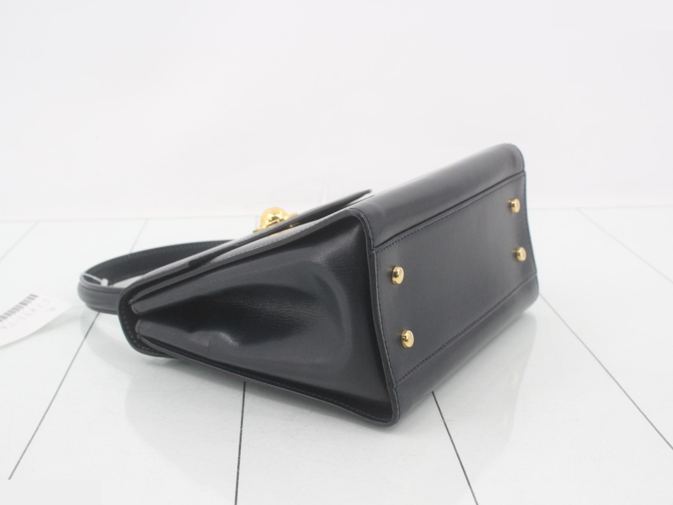 Other lines: Bags, Handbags, Shoulder Bags — view 5