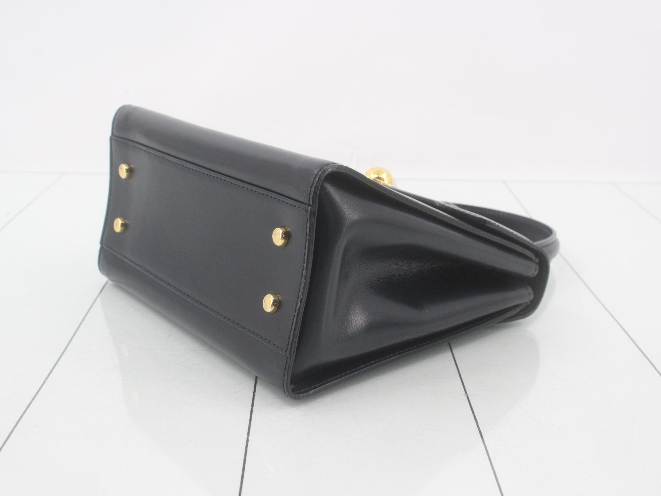 Other lines: Bags, Handbags, Shoulder Bags — view 6