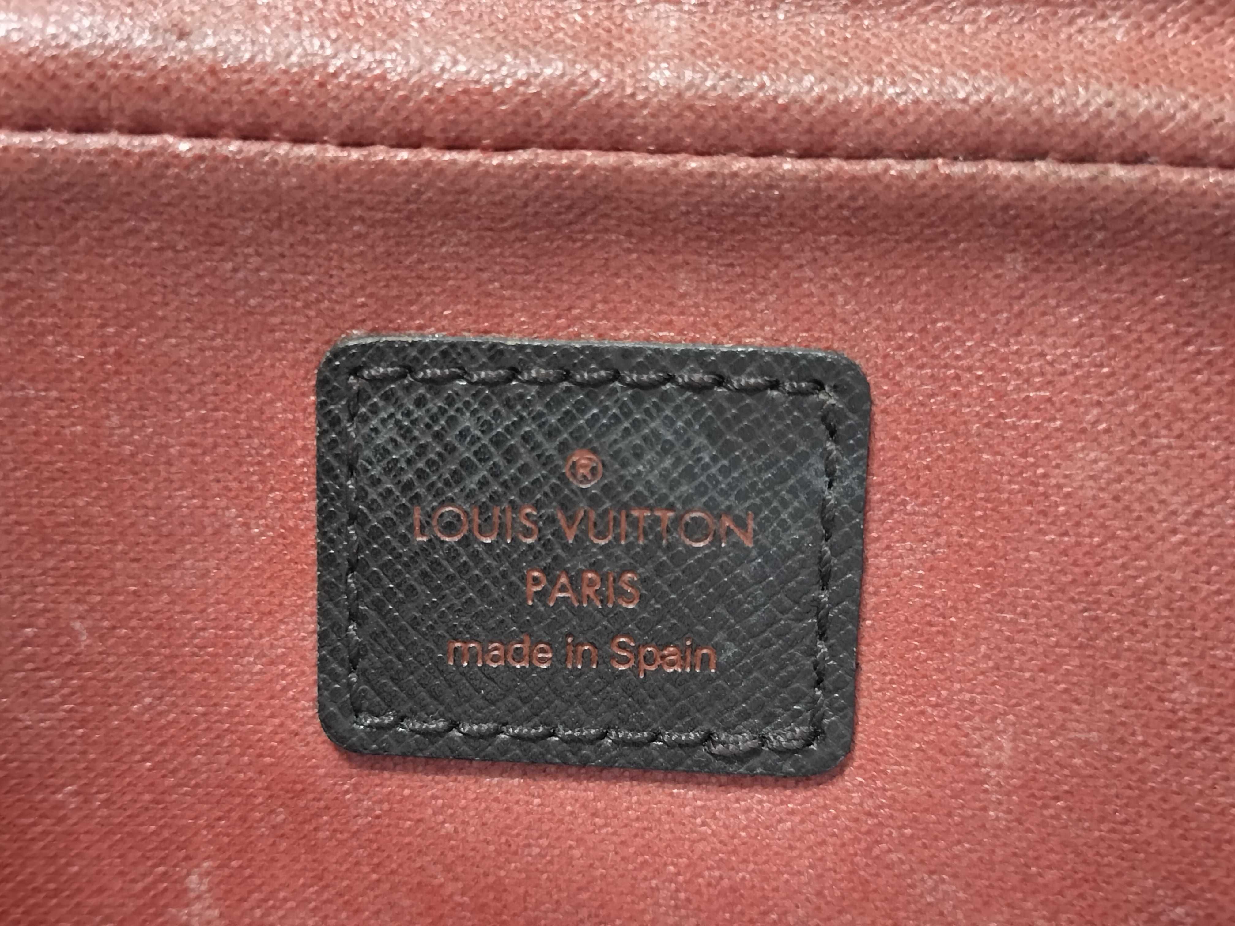 Damier Trousses Toilette Second Bag — view 9