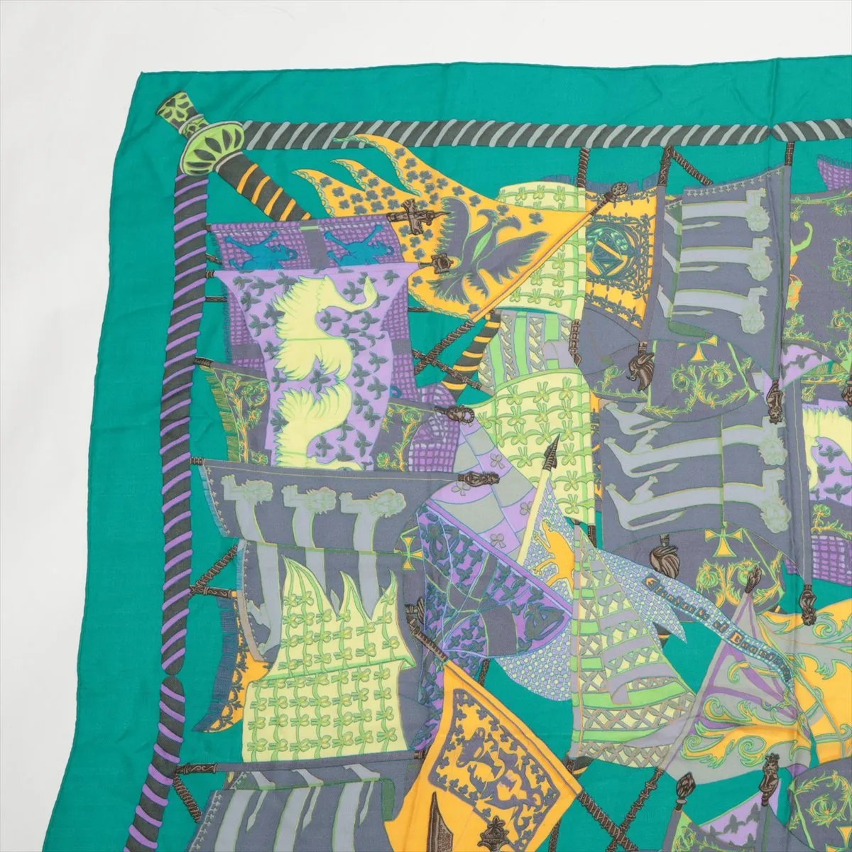 Carrége en ETENDARDS ET BONNIERES Stole Cashmere x Silk Emerald Green Thread — view 2