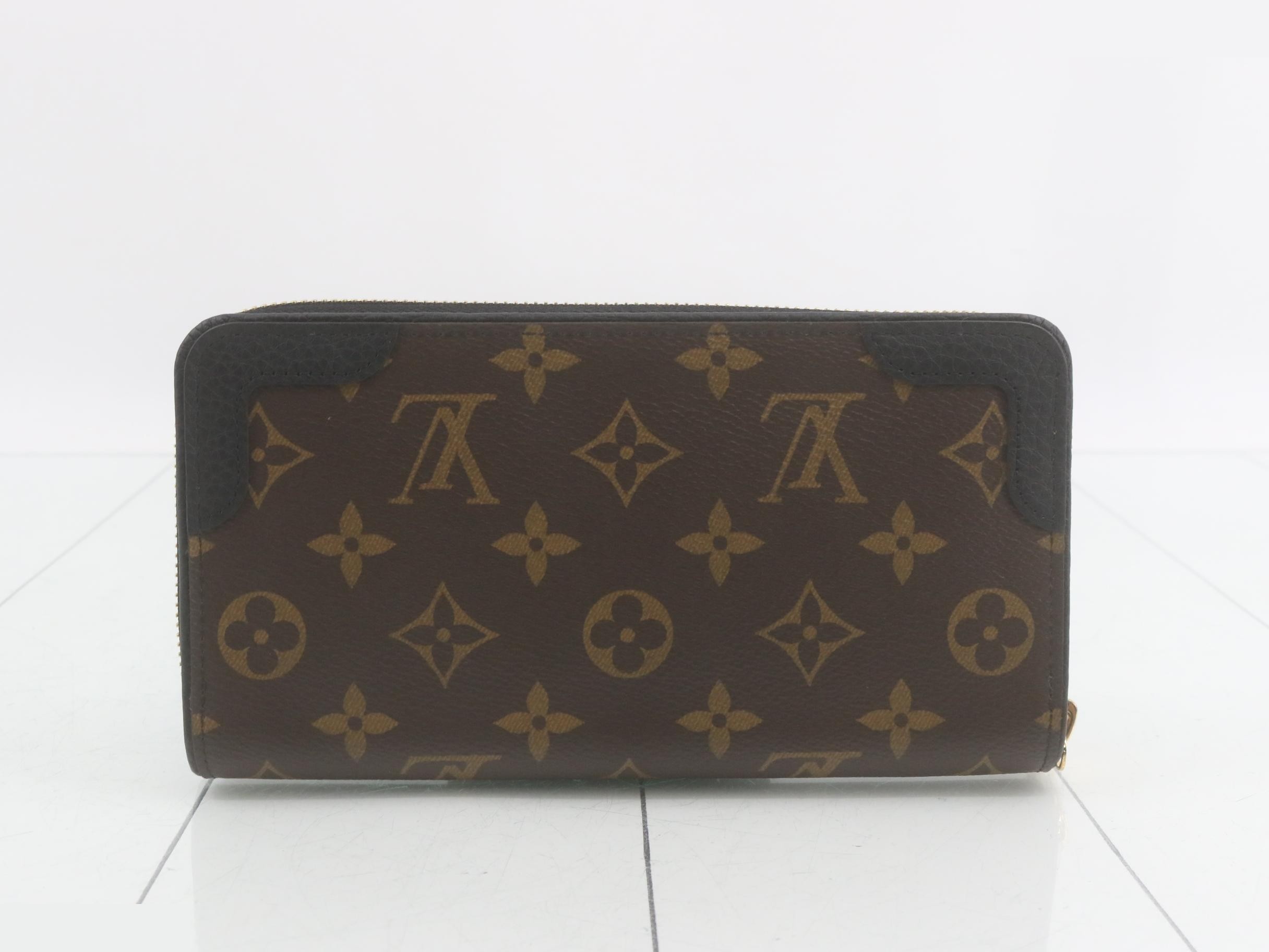 Monogram Macassar Zippy Wallet — view 2