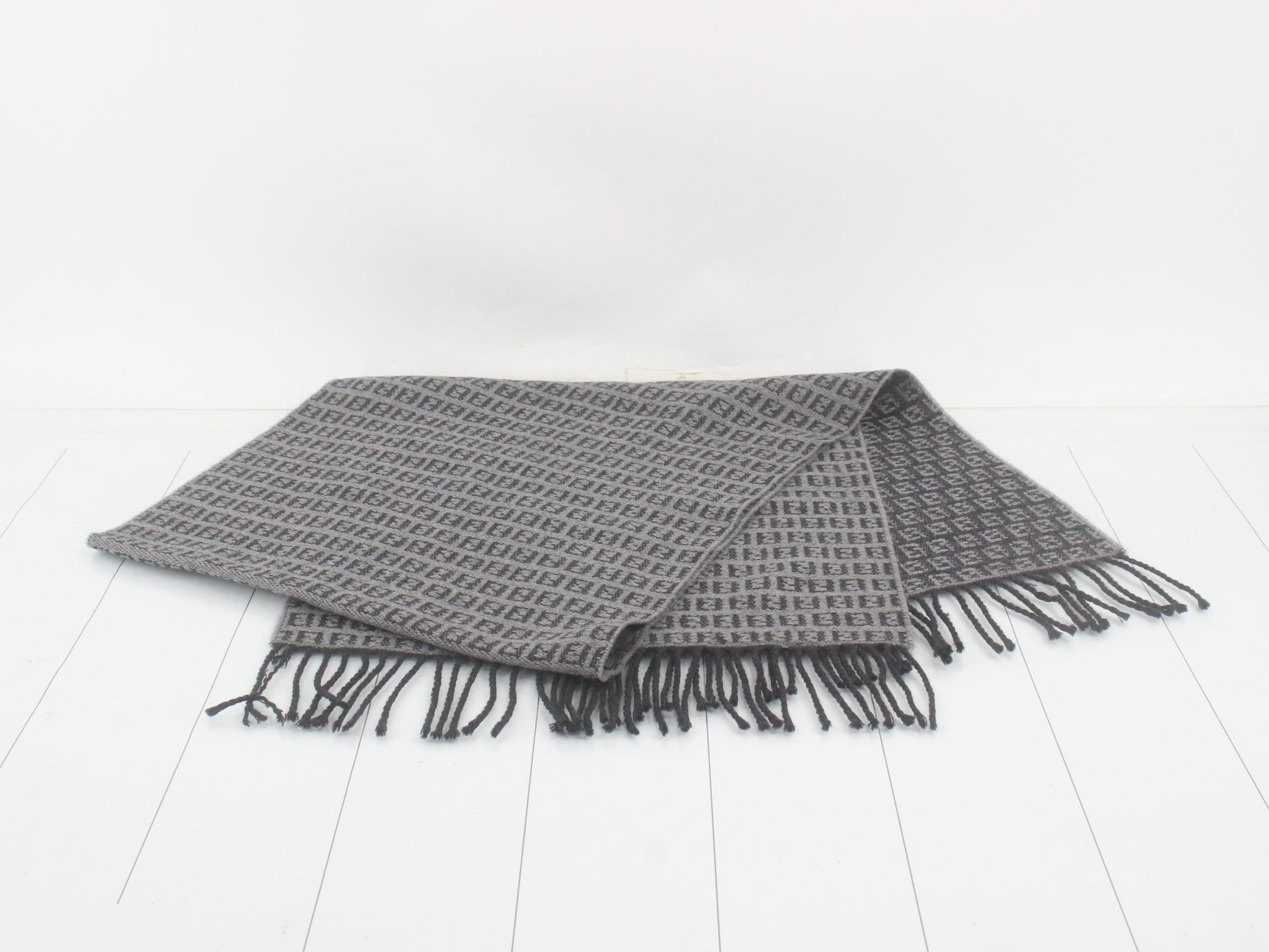 ZUCCA scarf with tag — view 3