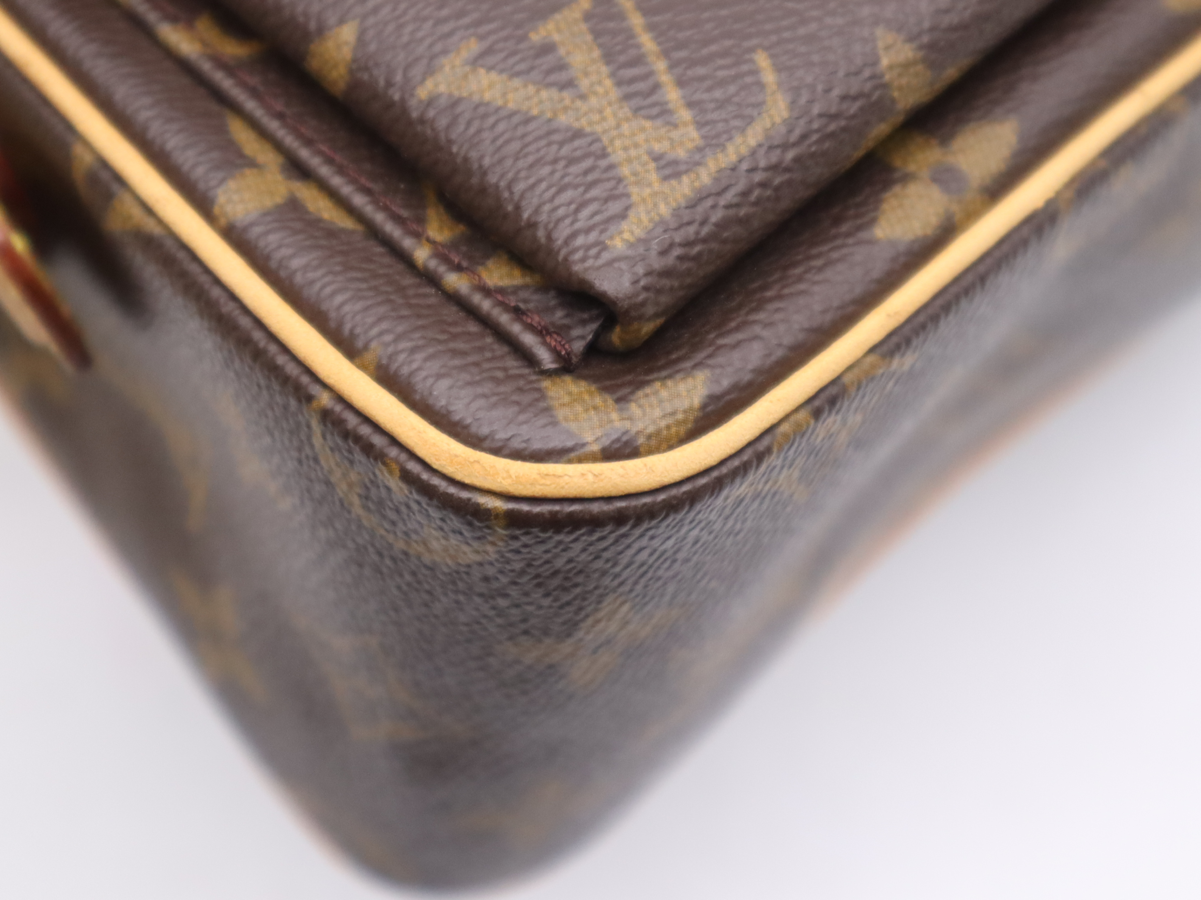 M51164 Monogram Viva Cite MM Shoulder Bag with Dust Bag — view 9