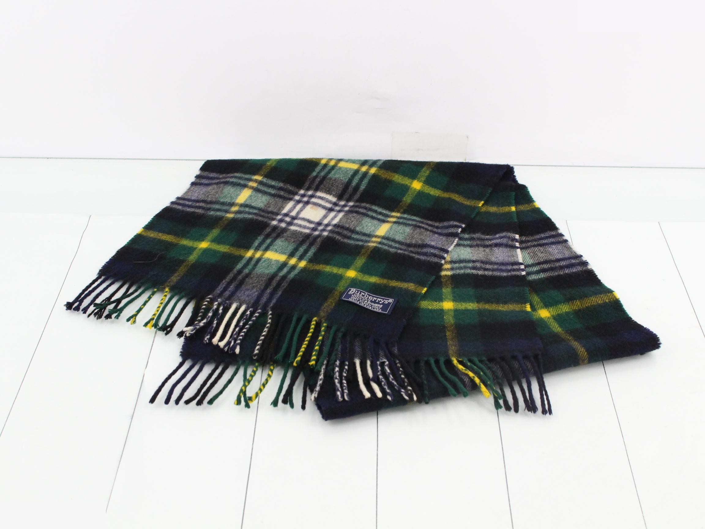 Other lines: Small items, accessories, and scarves — view 2
