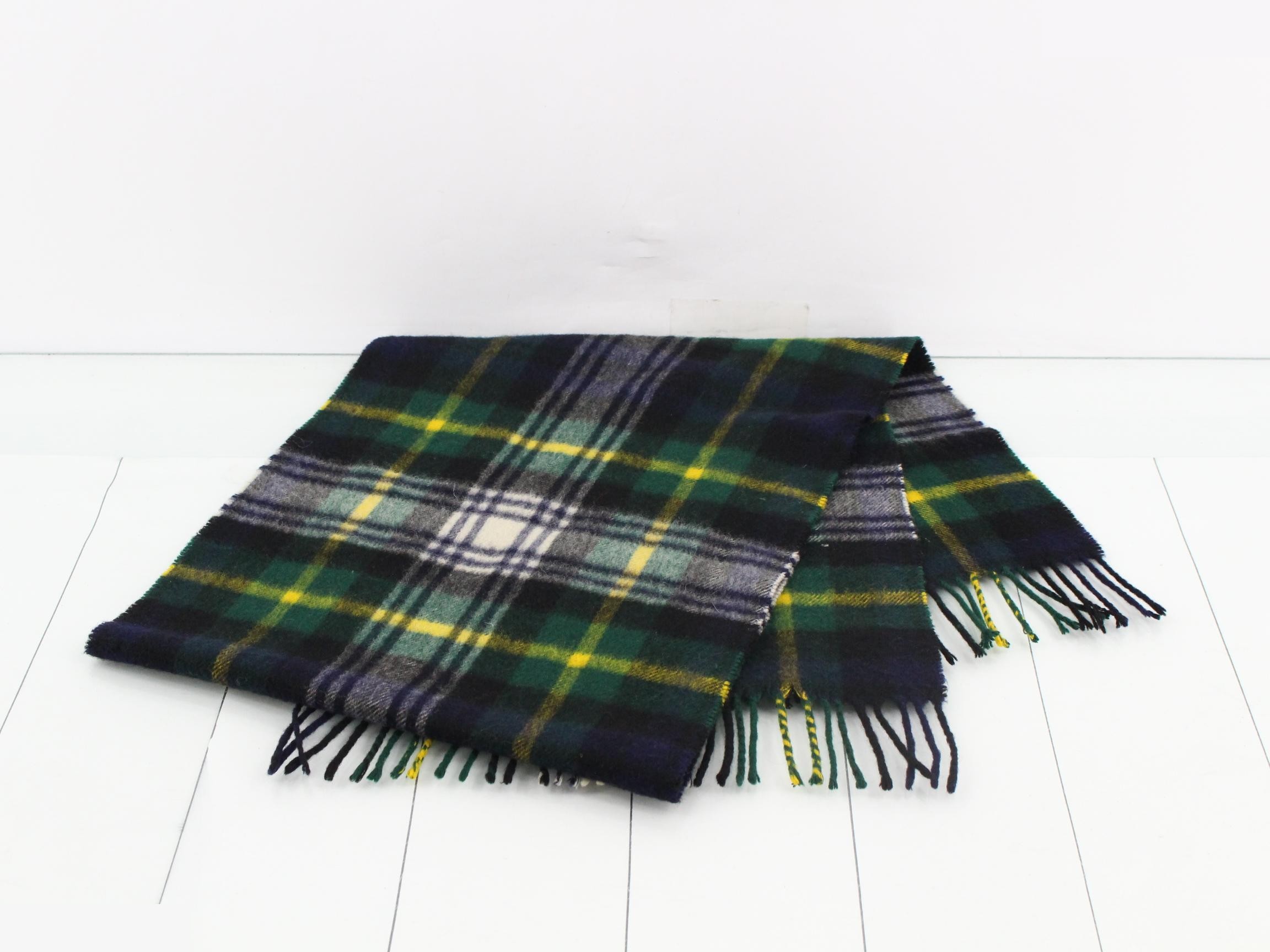 Other lines: Small items, accessories, and scarves — view 3