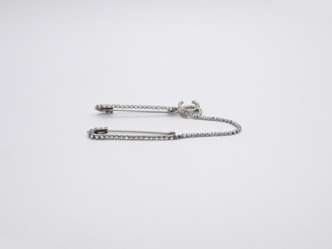 Safety pin double chain rhinestone brooch — view 3