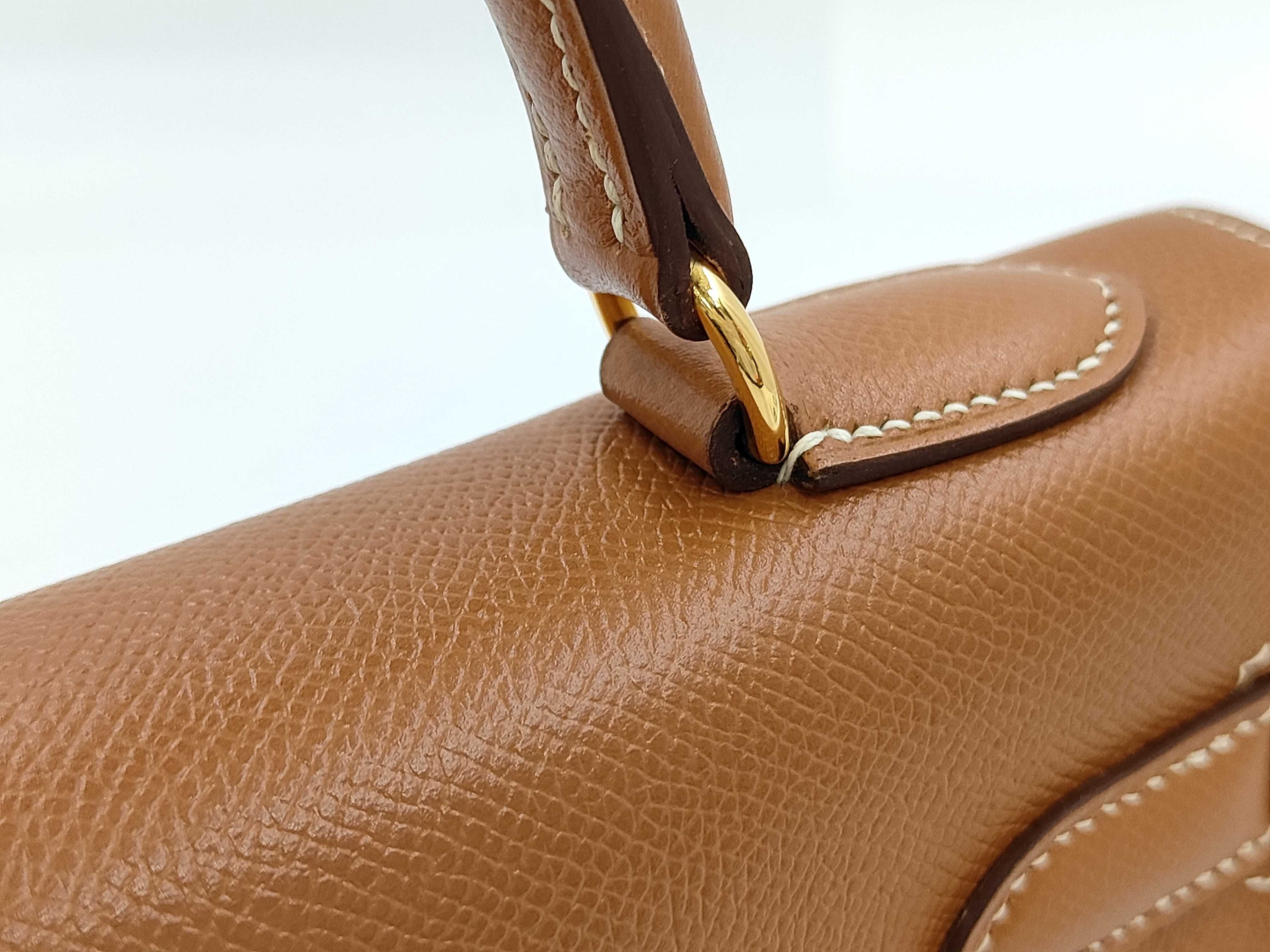 Kelly 32 Courchevel Leather Gold with Gold Hardware B Stamp Handbag — view 3