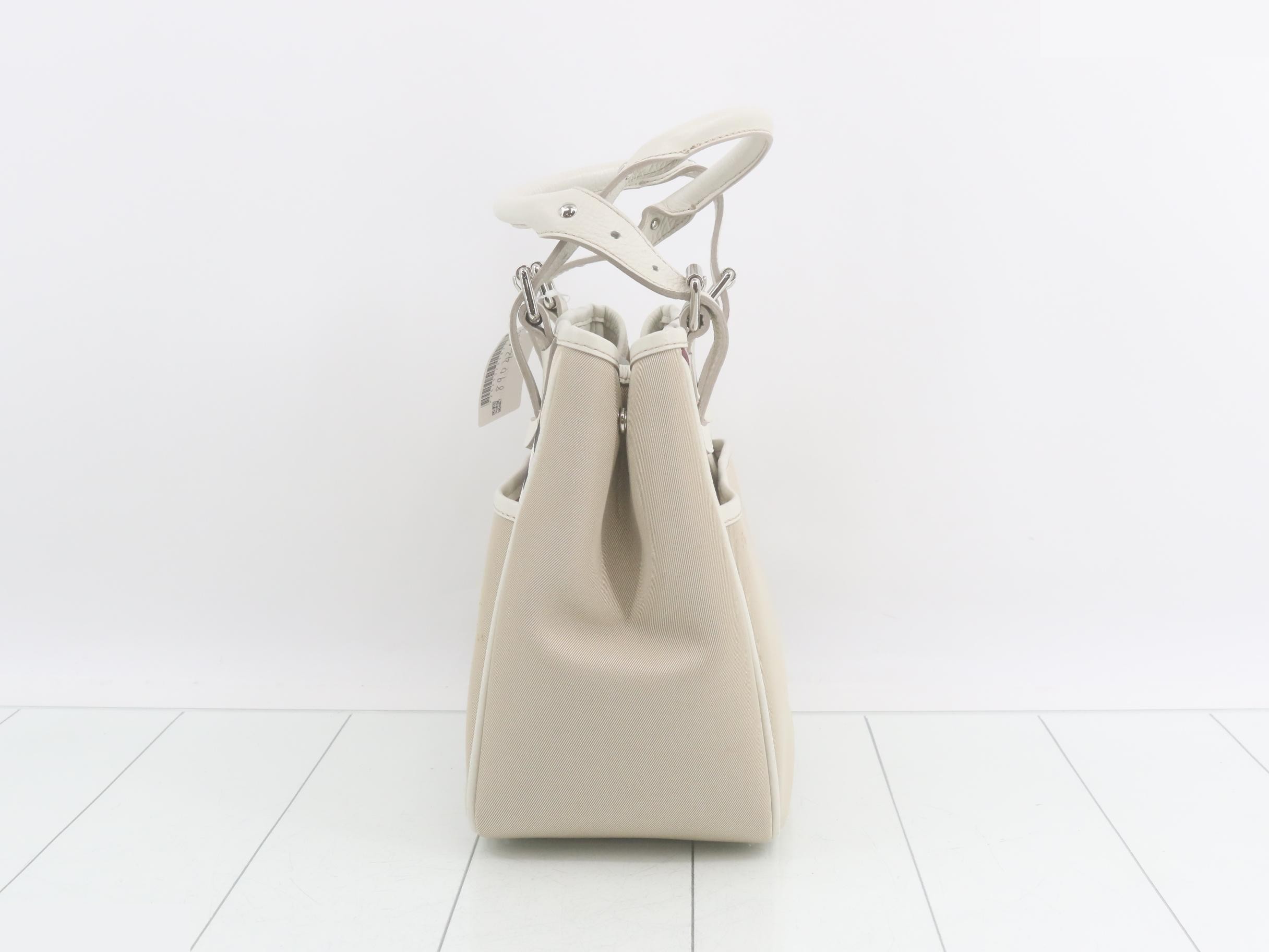 handbag — view 3