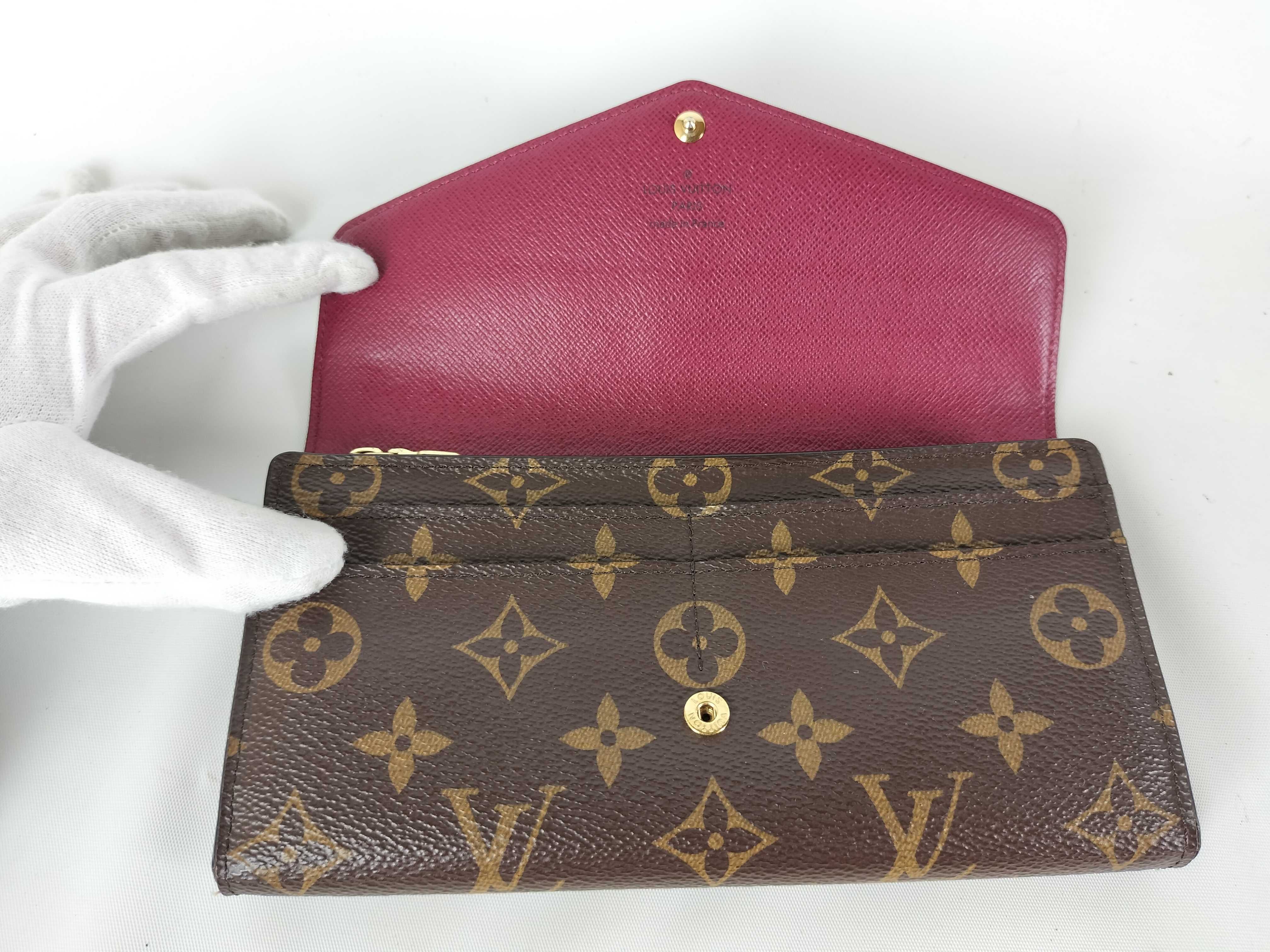 Monogram M62235 Portefeuille Sarah Fuchsia Wallet — view 6