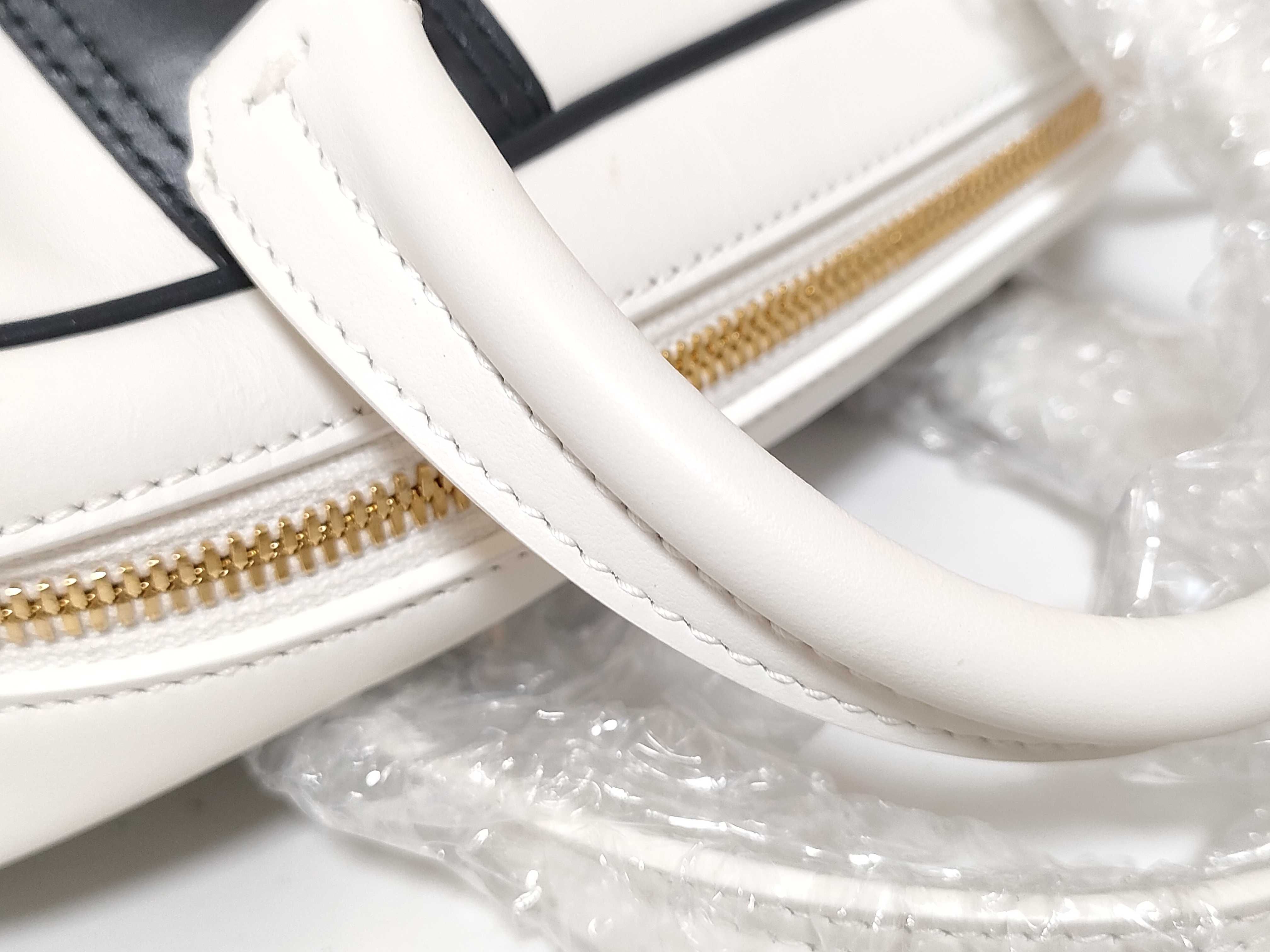 QT-Vibe Zip Bowling Bag in white and navy smooth calfskin handbag — view 4