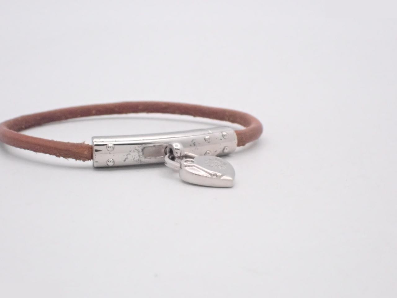 Boxed Key Heart Bracelet, wrist circumference approximately 15.5 cm — view 3
