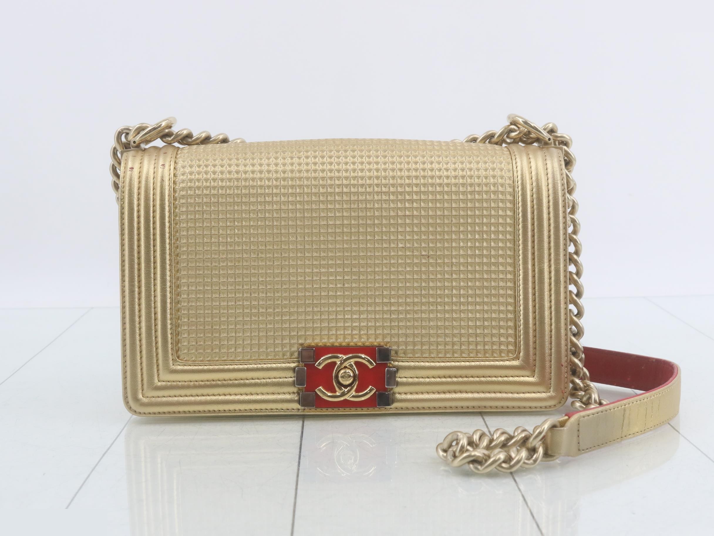 BOY CHANEL Chain Shoulder Bag, Gold