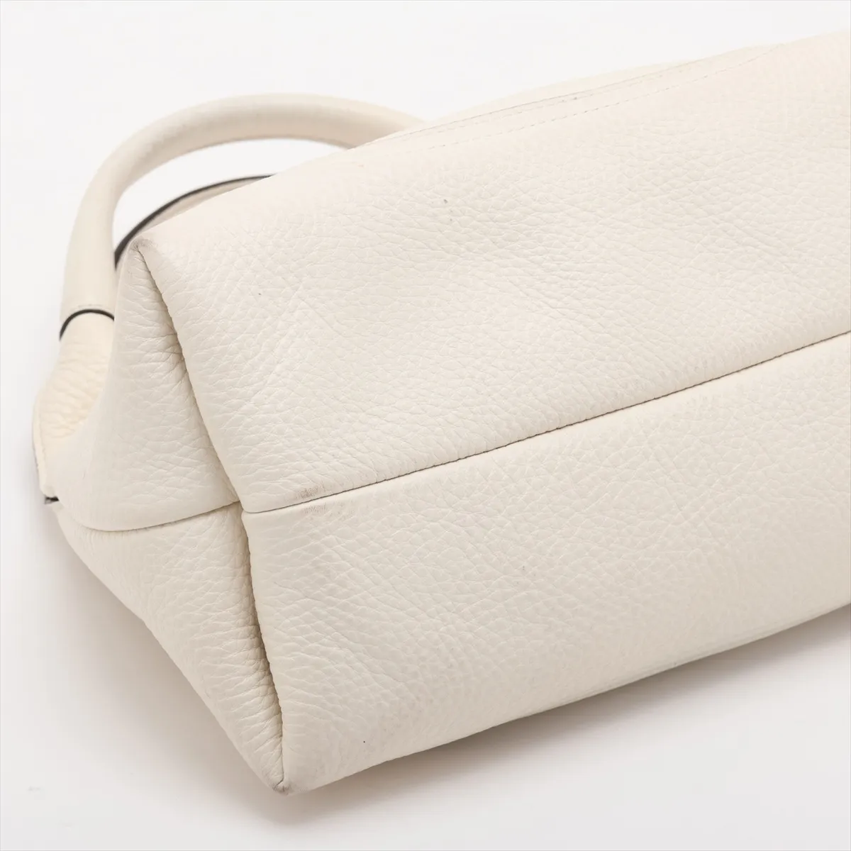 Soft Bit Leather Handbag, Beige, 837467 — view 4
