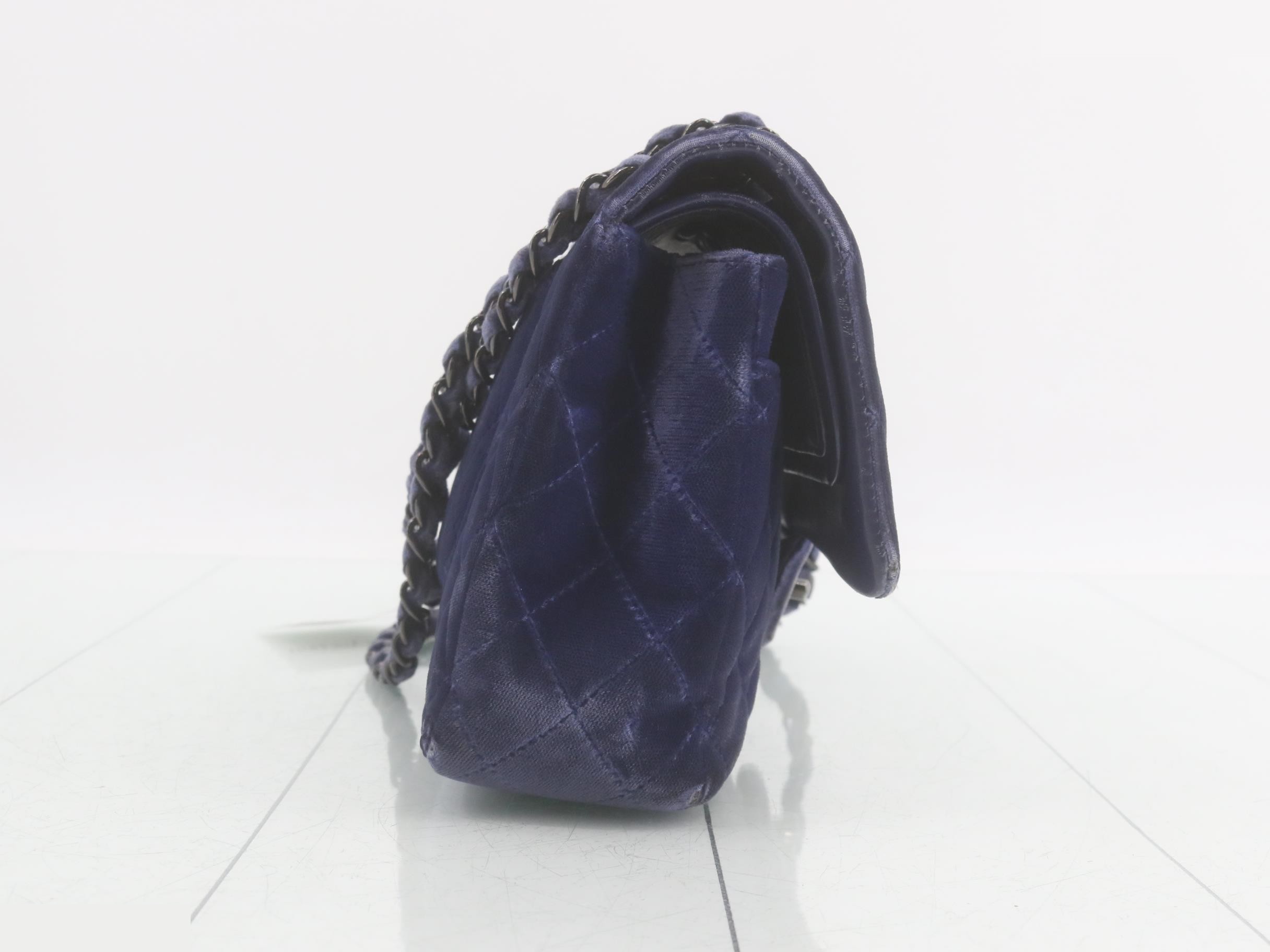 Matelassé (bag) - Shoulder bag — view 4