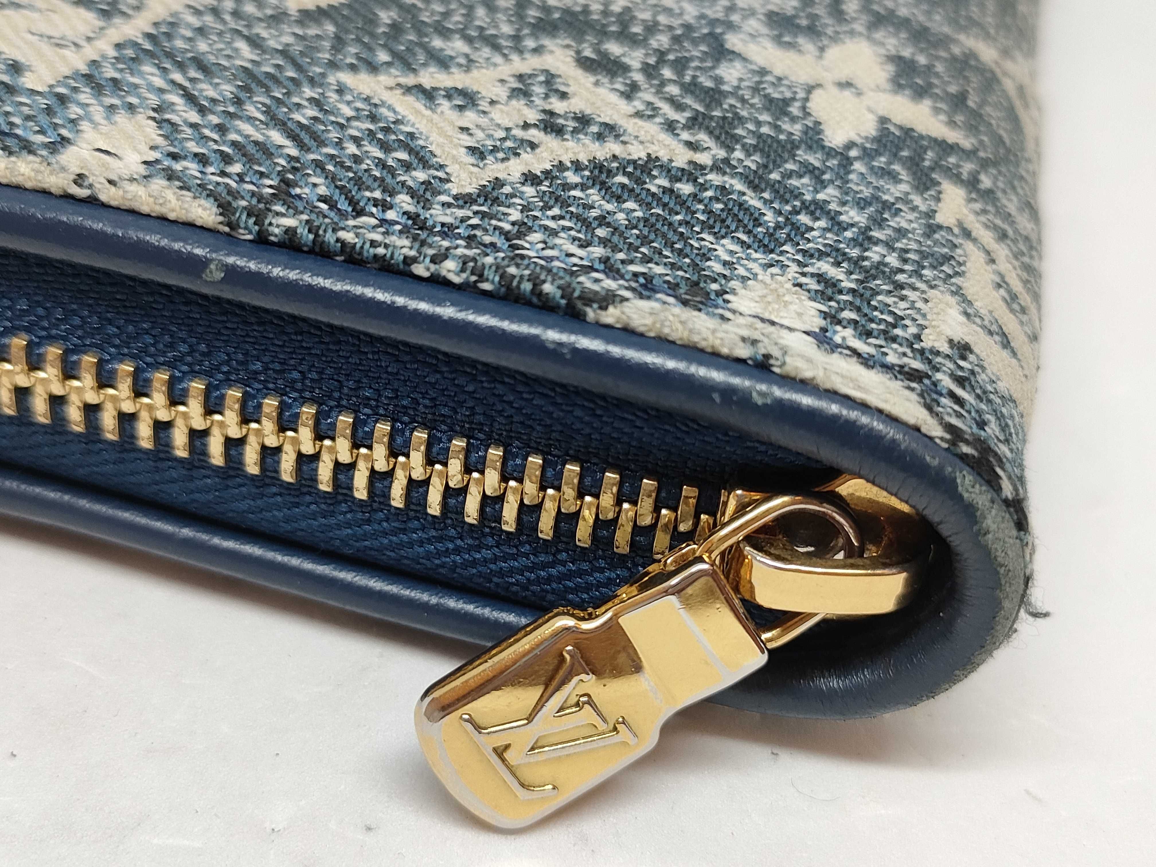 Monogram Denim M81226 Monogram Jacquard Denim Wallet — view 3