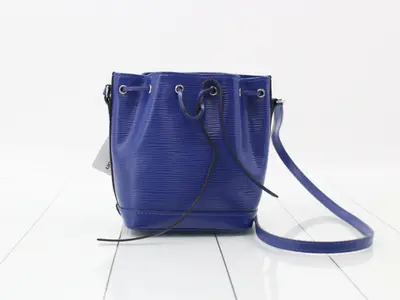 Epi Nanonoe Shoulder Bag