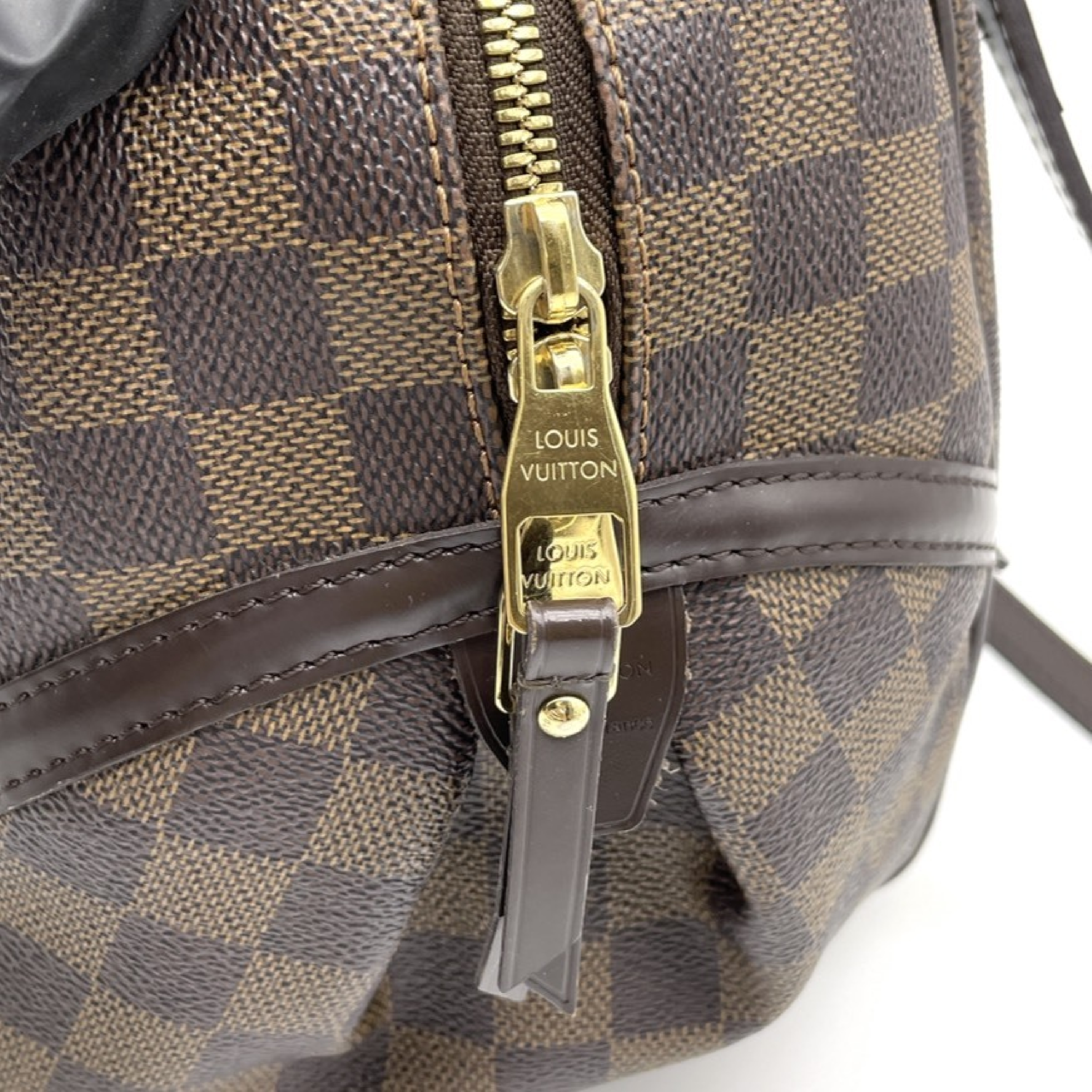 Damier Rivington GM Handbag — view 11
