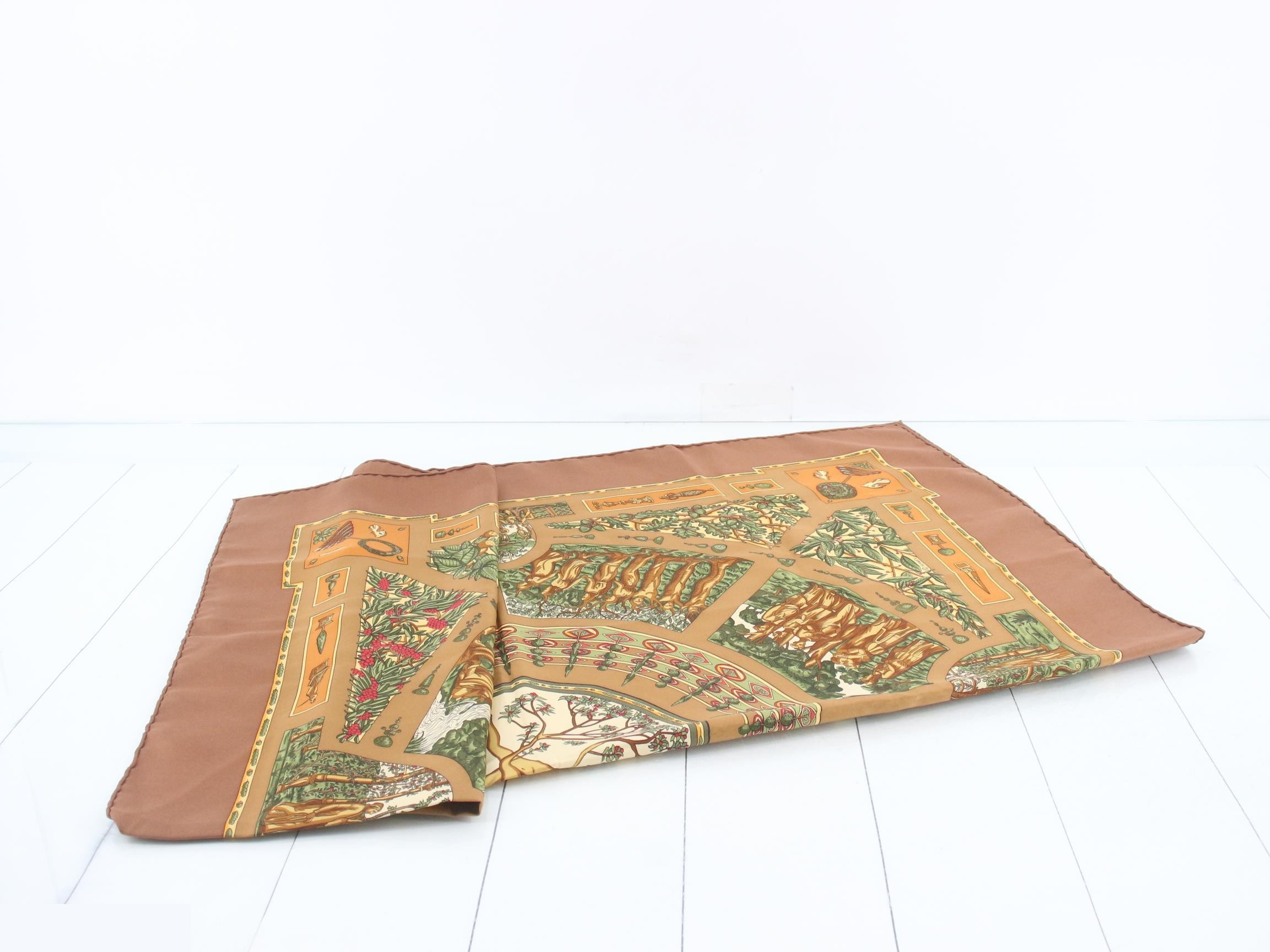 Carre 90 Scarf — view 3