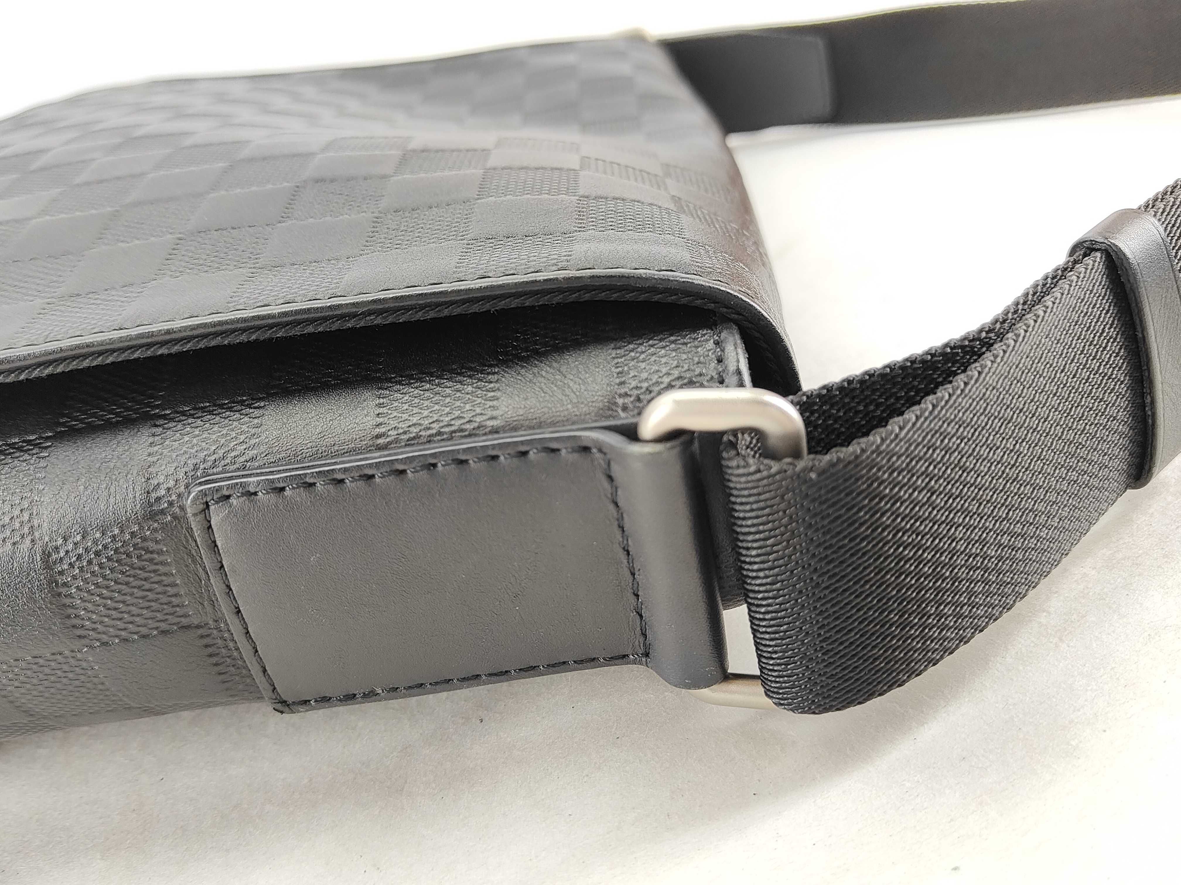 Damier Infini N41033 Damier Infini District PM Shoulder Bag with Dust Bag — view 6